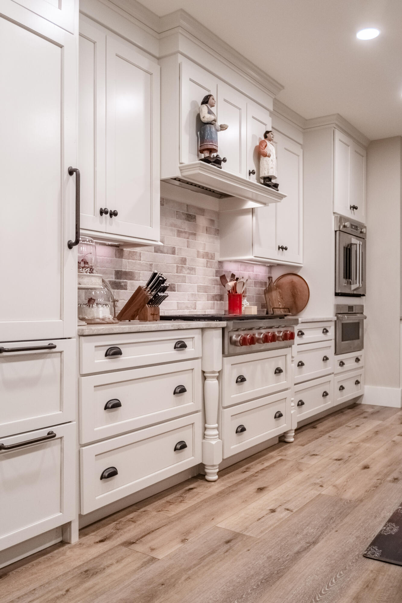 ONE WATER PLACE AT KELLY PLANTATION - Residential