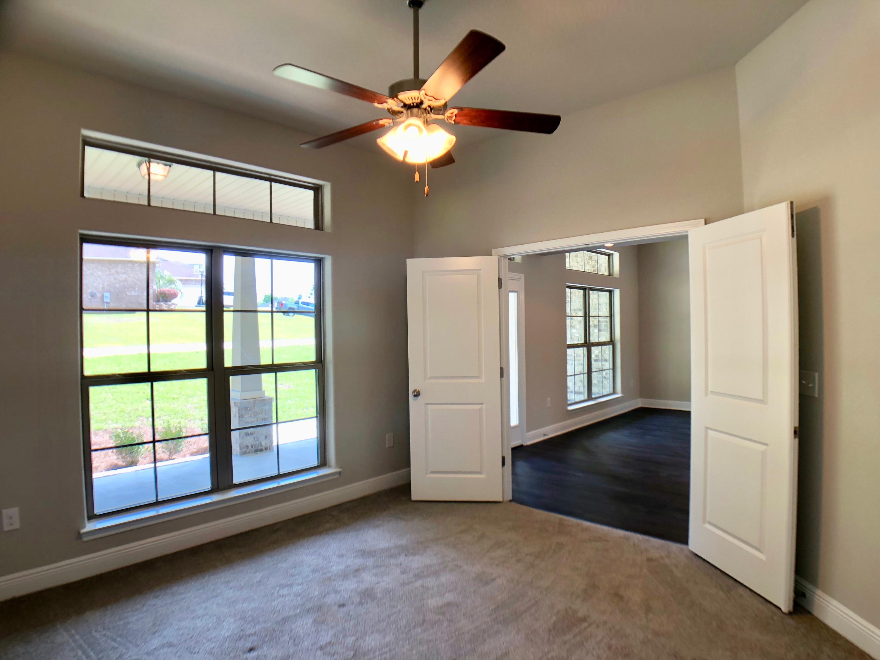 FOX VALLEY - Residential