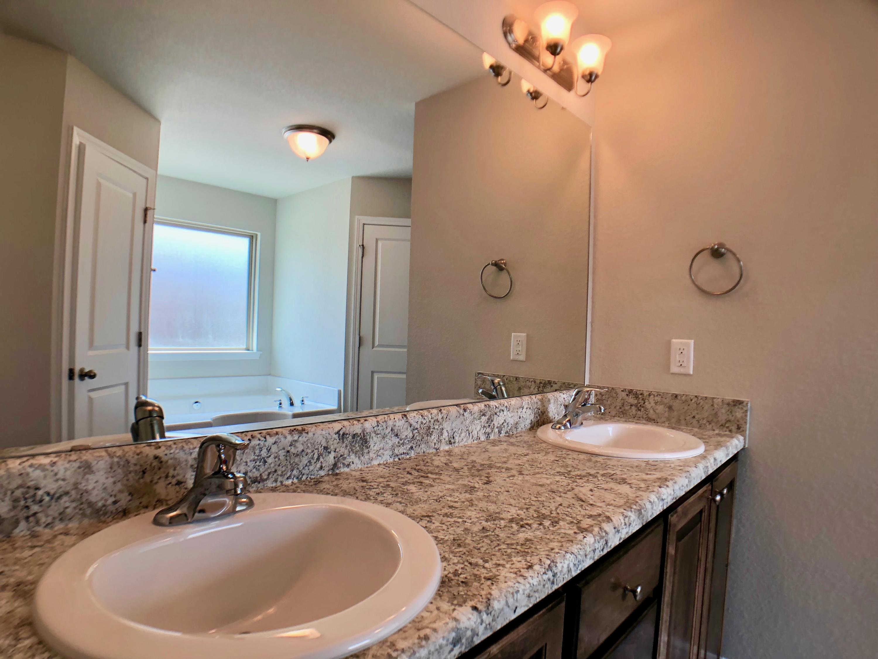 FOX VALLEY - Residential