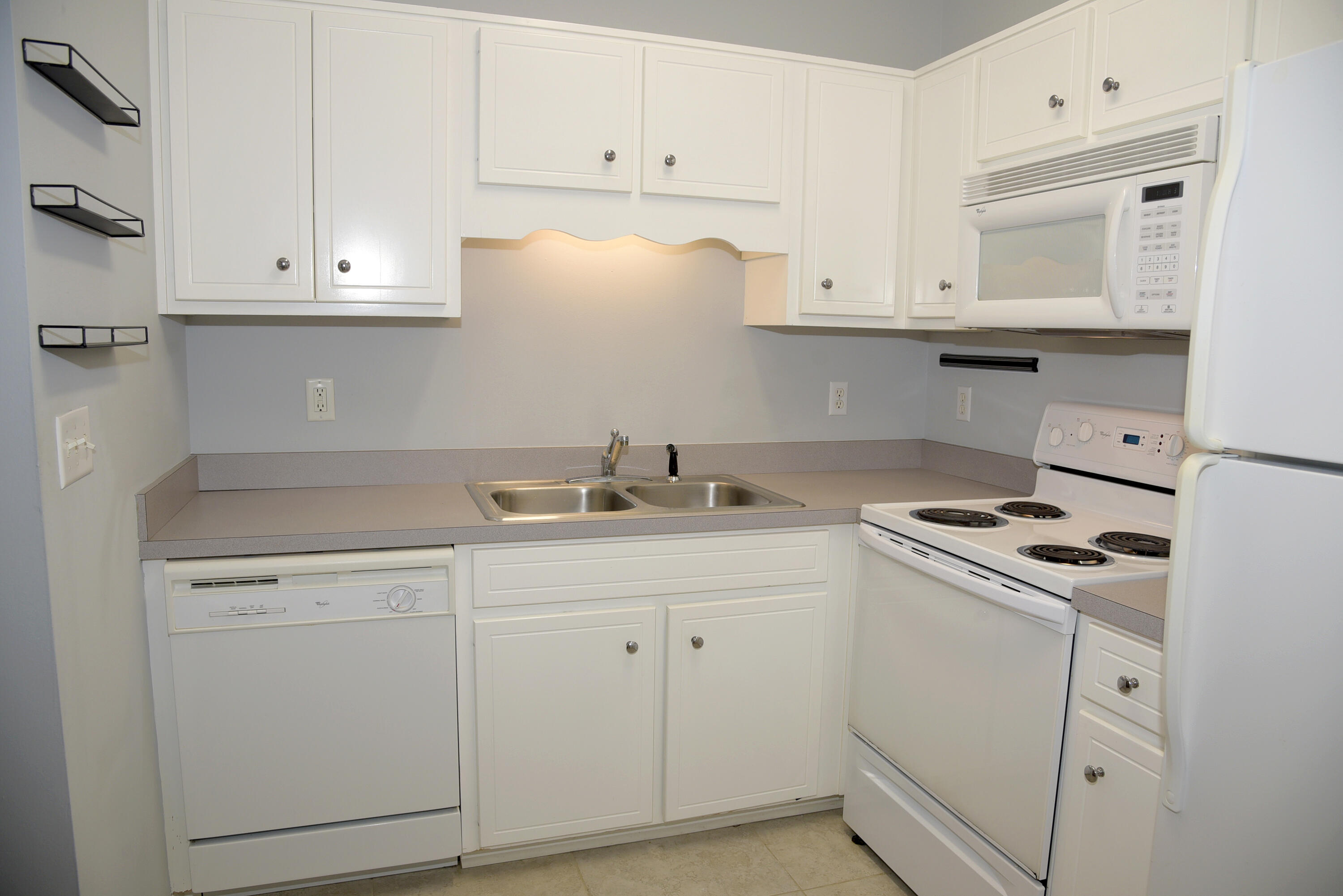 THE OAKS AT NICEVILLE - Residential Lease