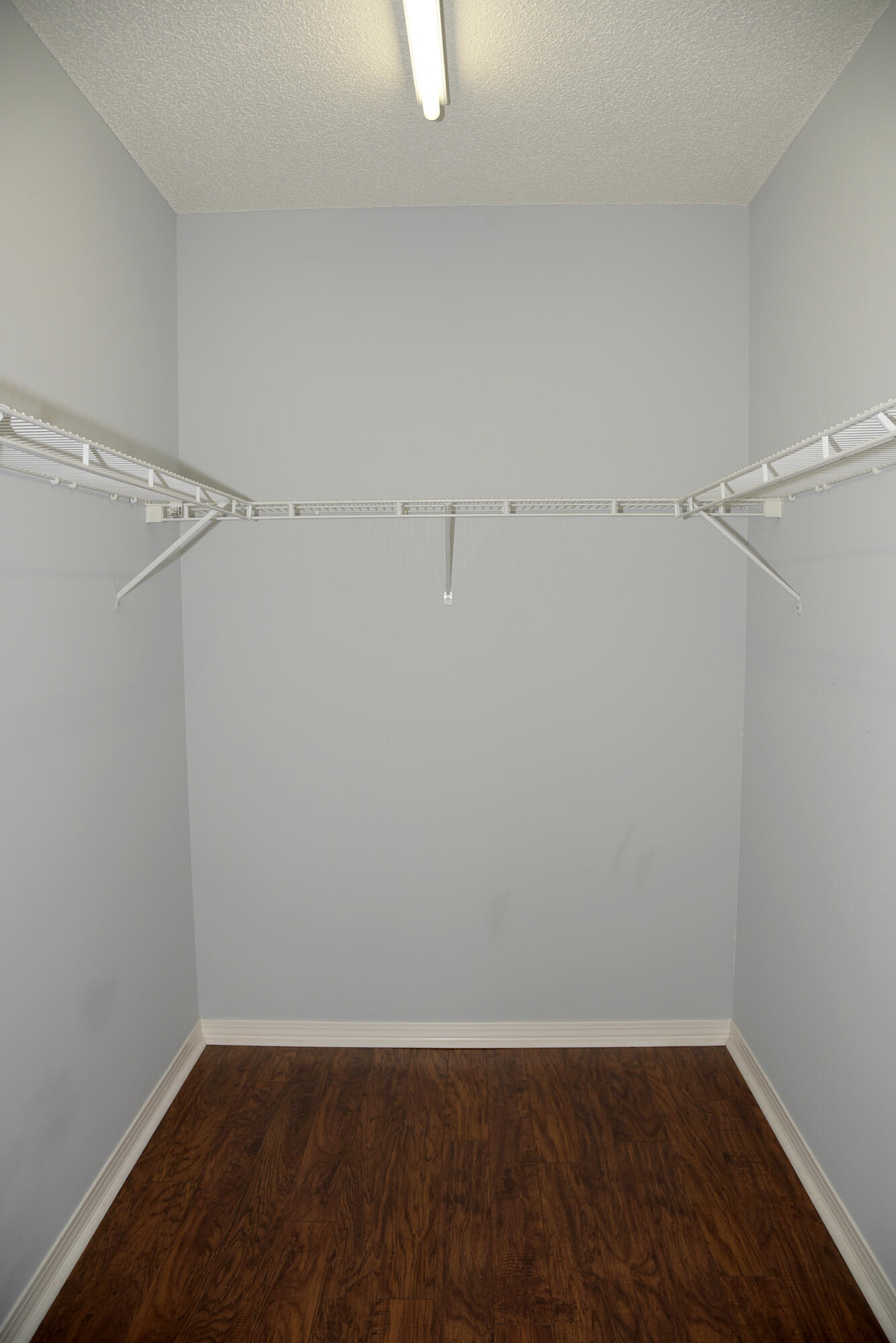 THE OAKS AT NICEVILLE - Residential Lease