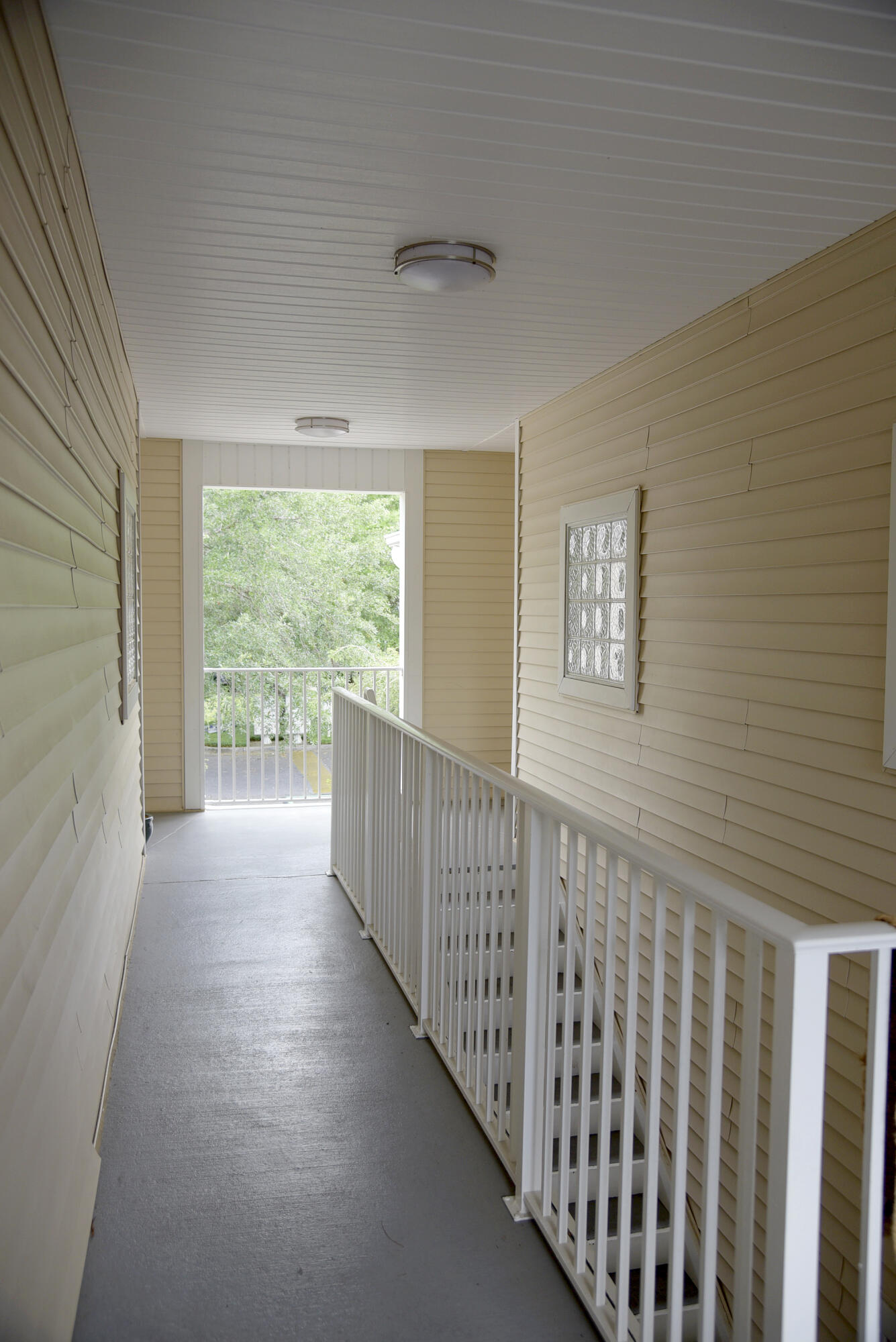 THE OAKS AT NICEVILLE - Residential Lease