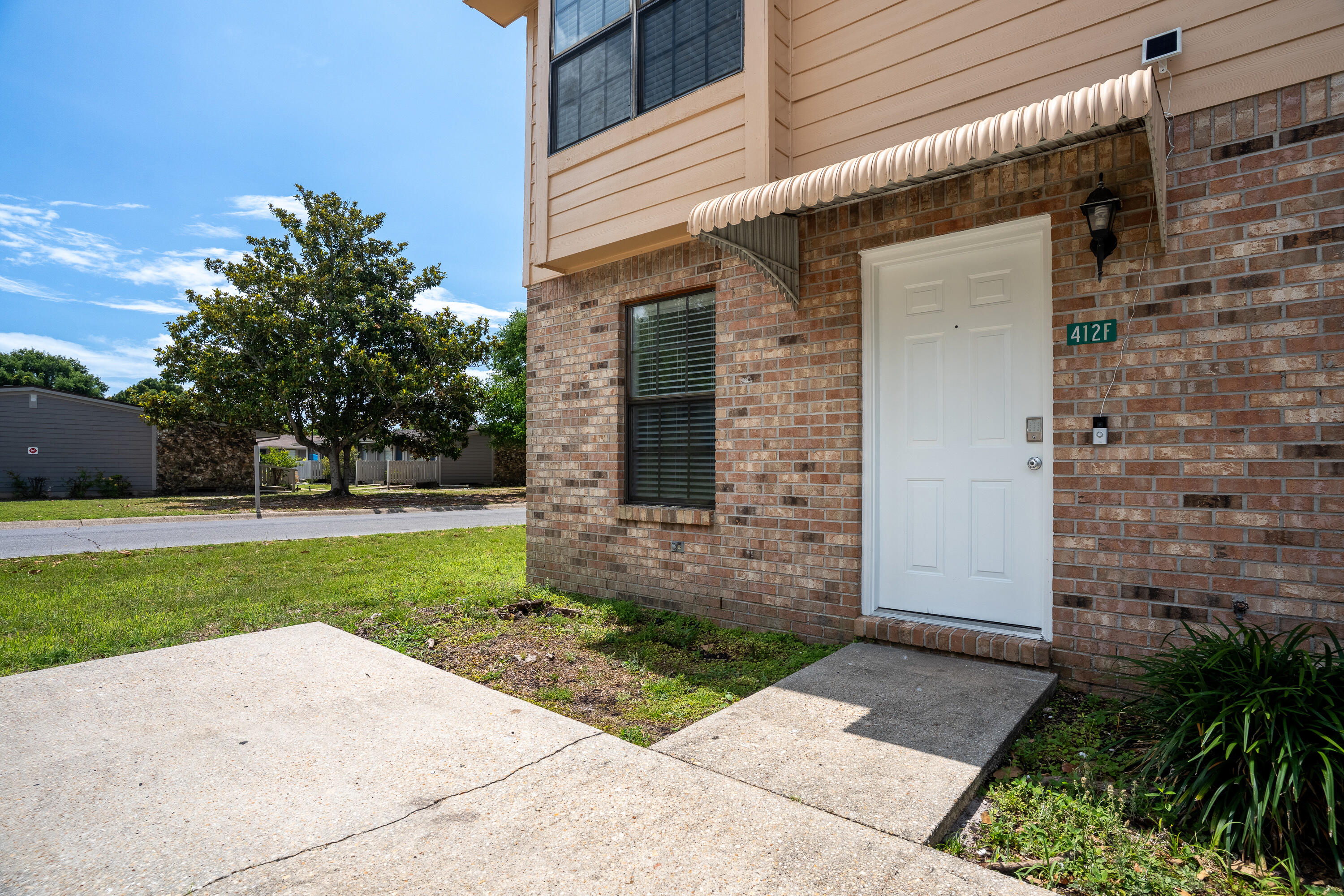 VIKING MANOR PH 1 - Residential