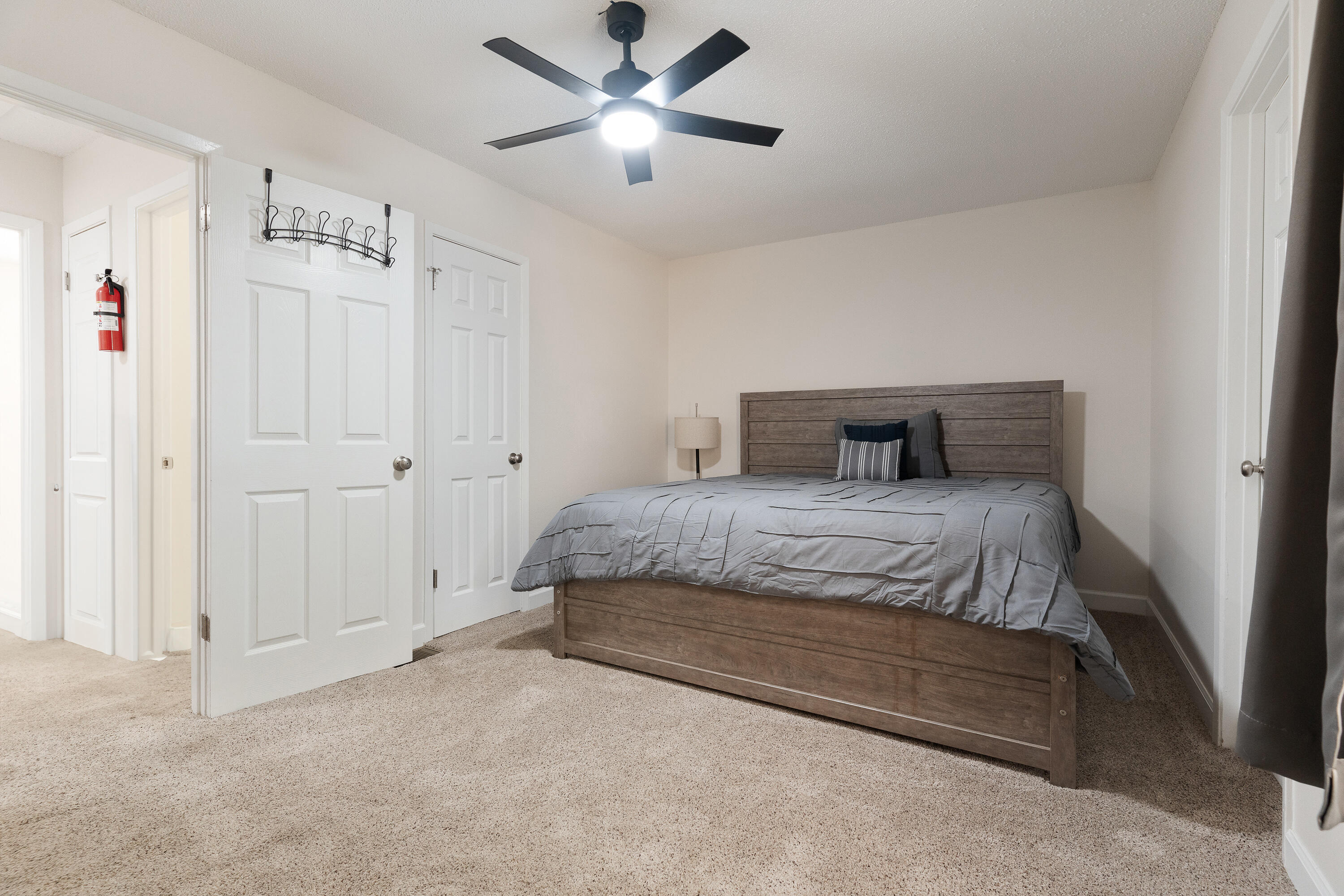 VIKING MANOR PH 1 - Residential
