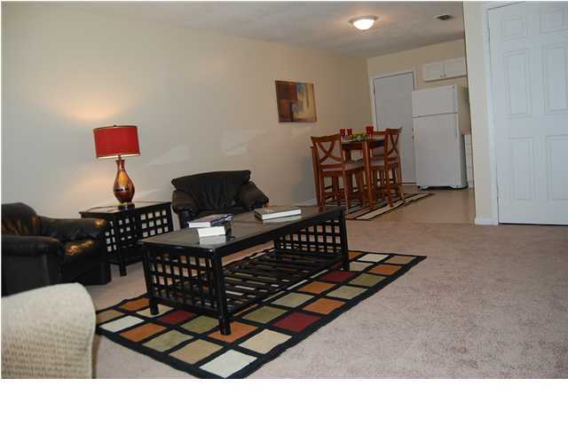 SUNSET STRIP - Residential Lease