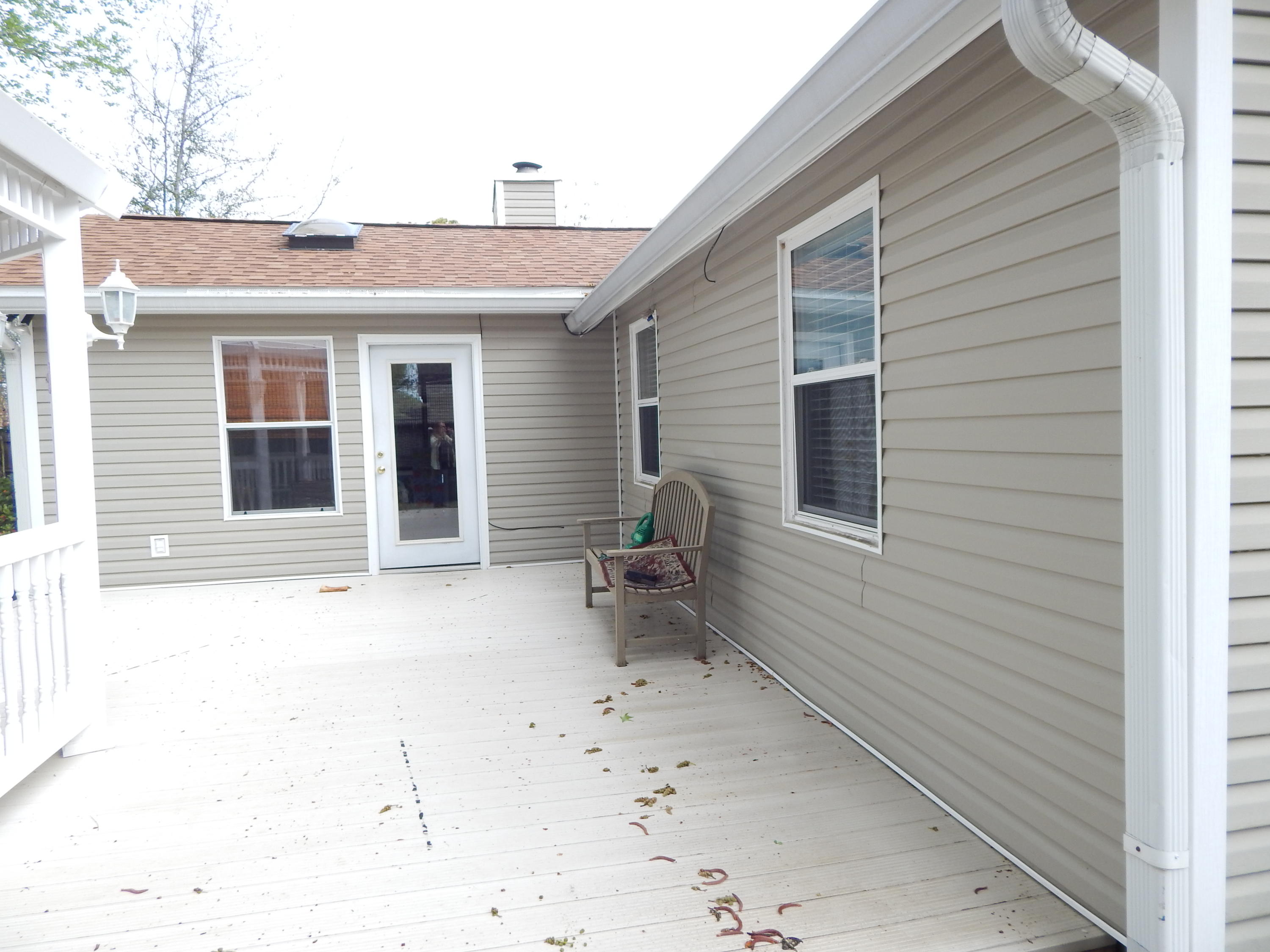 MARY ESTHER MANOR - Residential