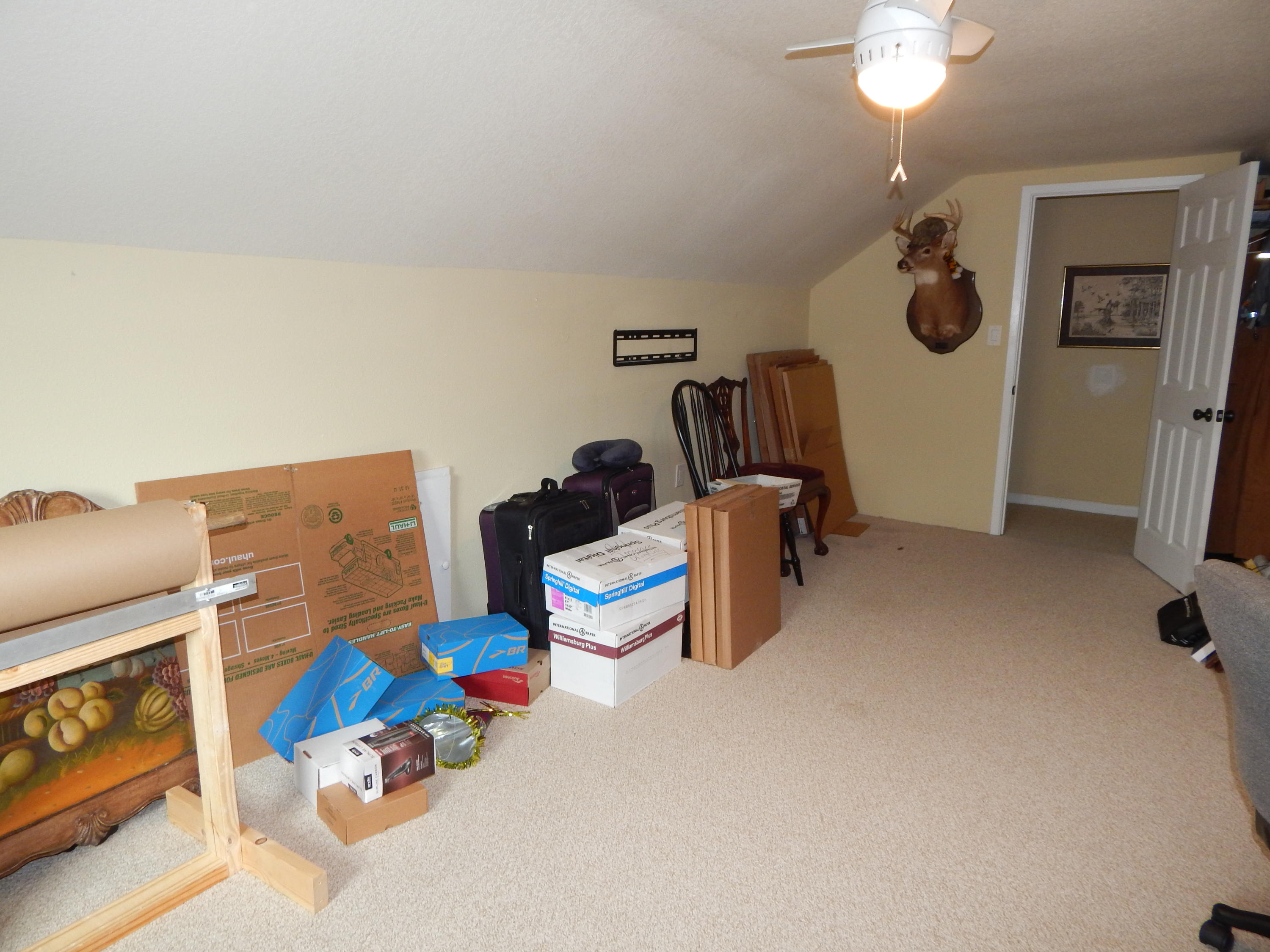 MARY ESTHER MANOR - Residential