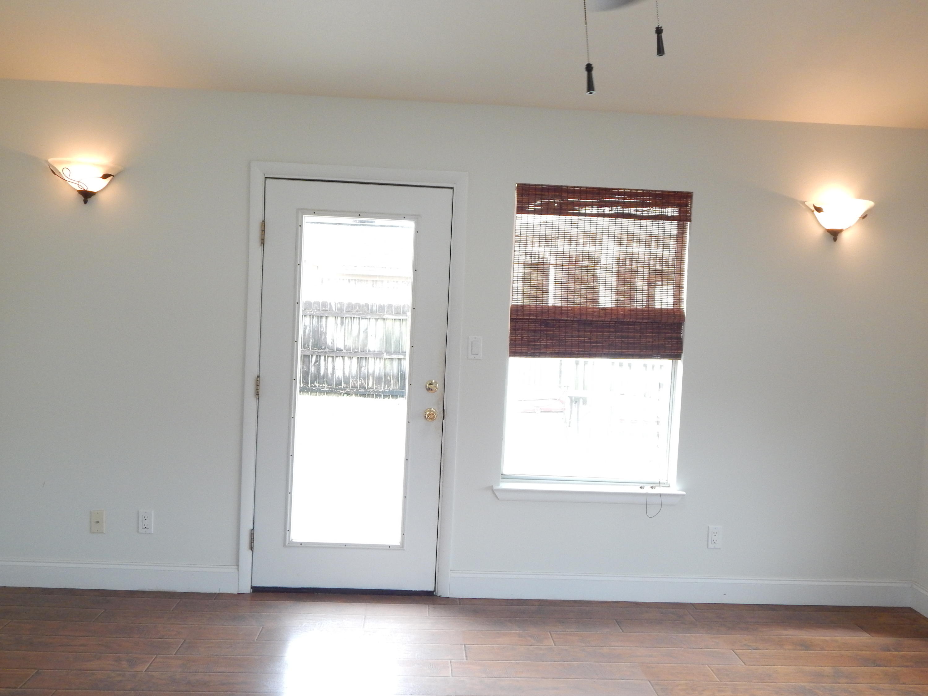 MARY ESTHER MANOR - Residential