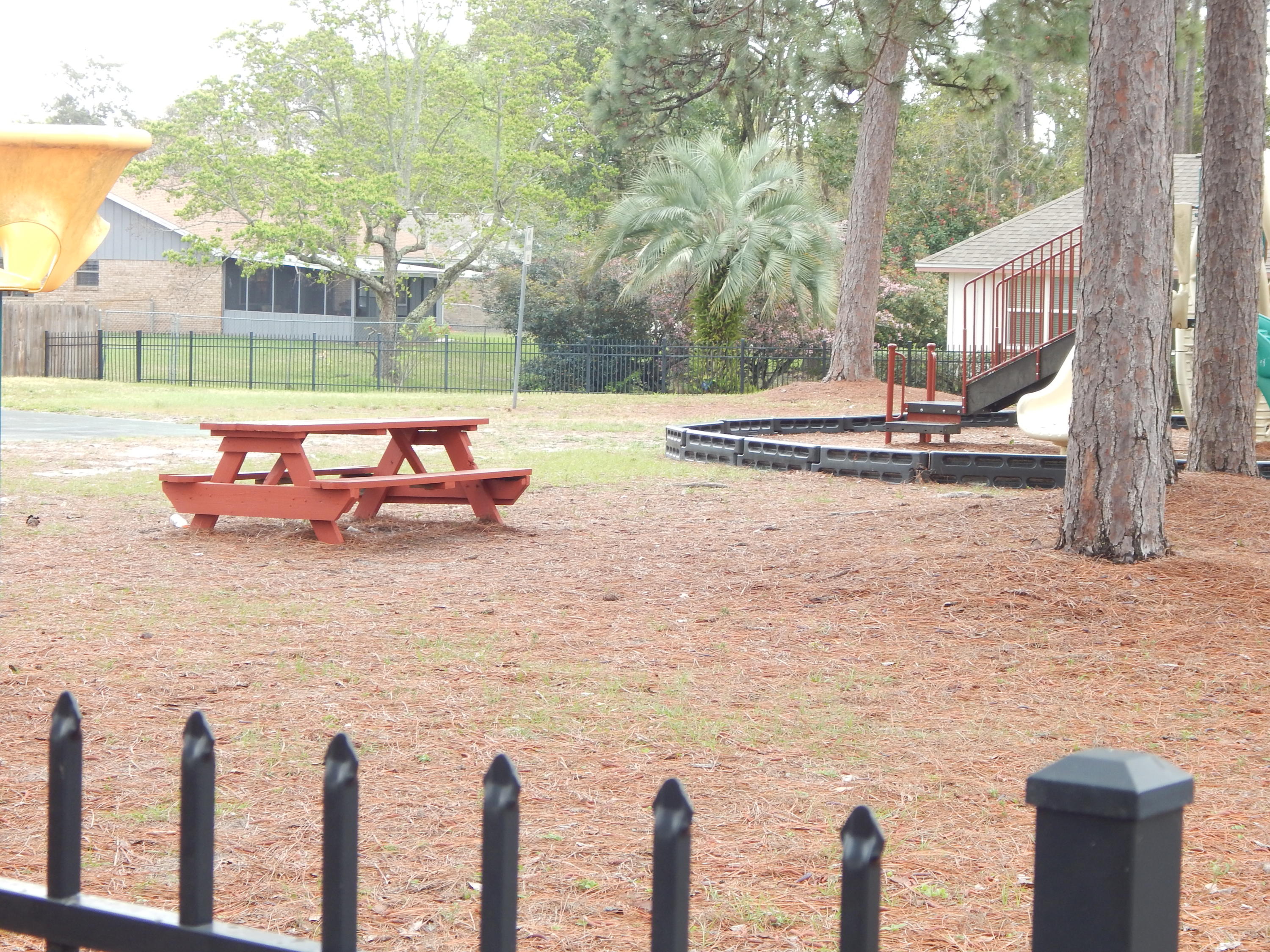 MARY ESTHER MANOR - Residential