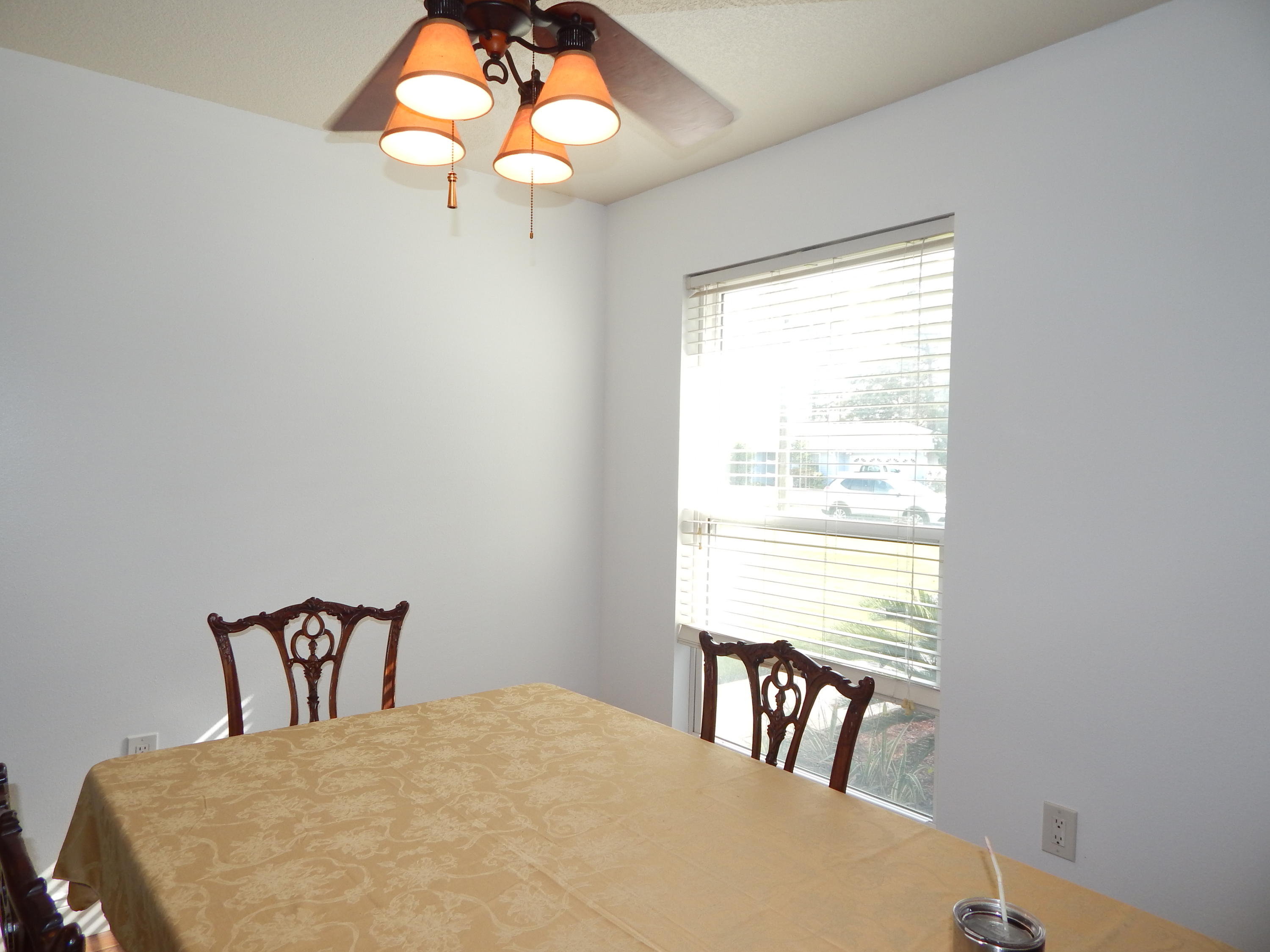 MARY ESTHER MANOR - Residential