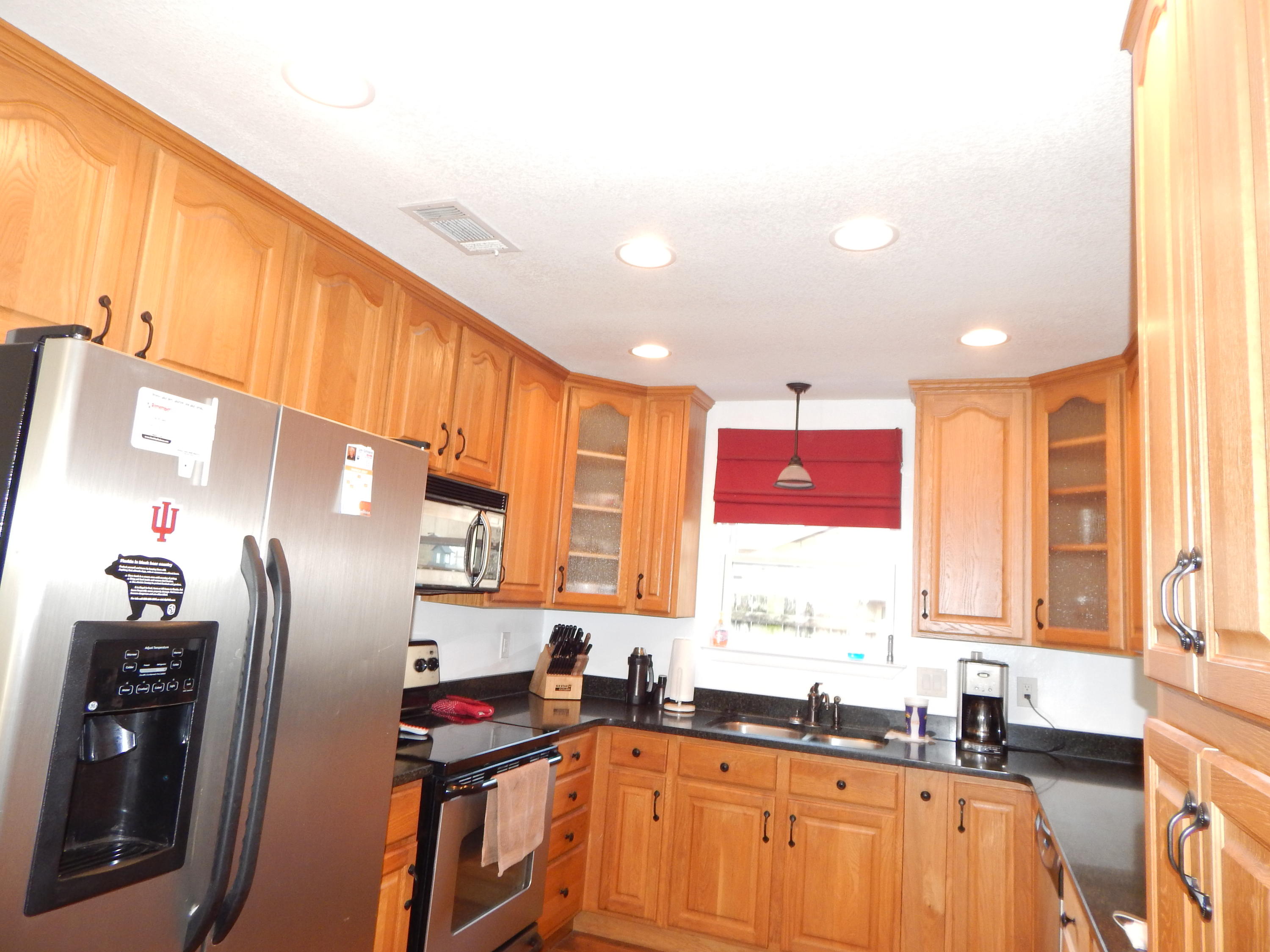 MARY ESTHER MANOR - Residential