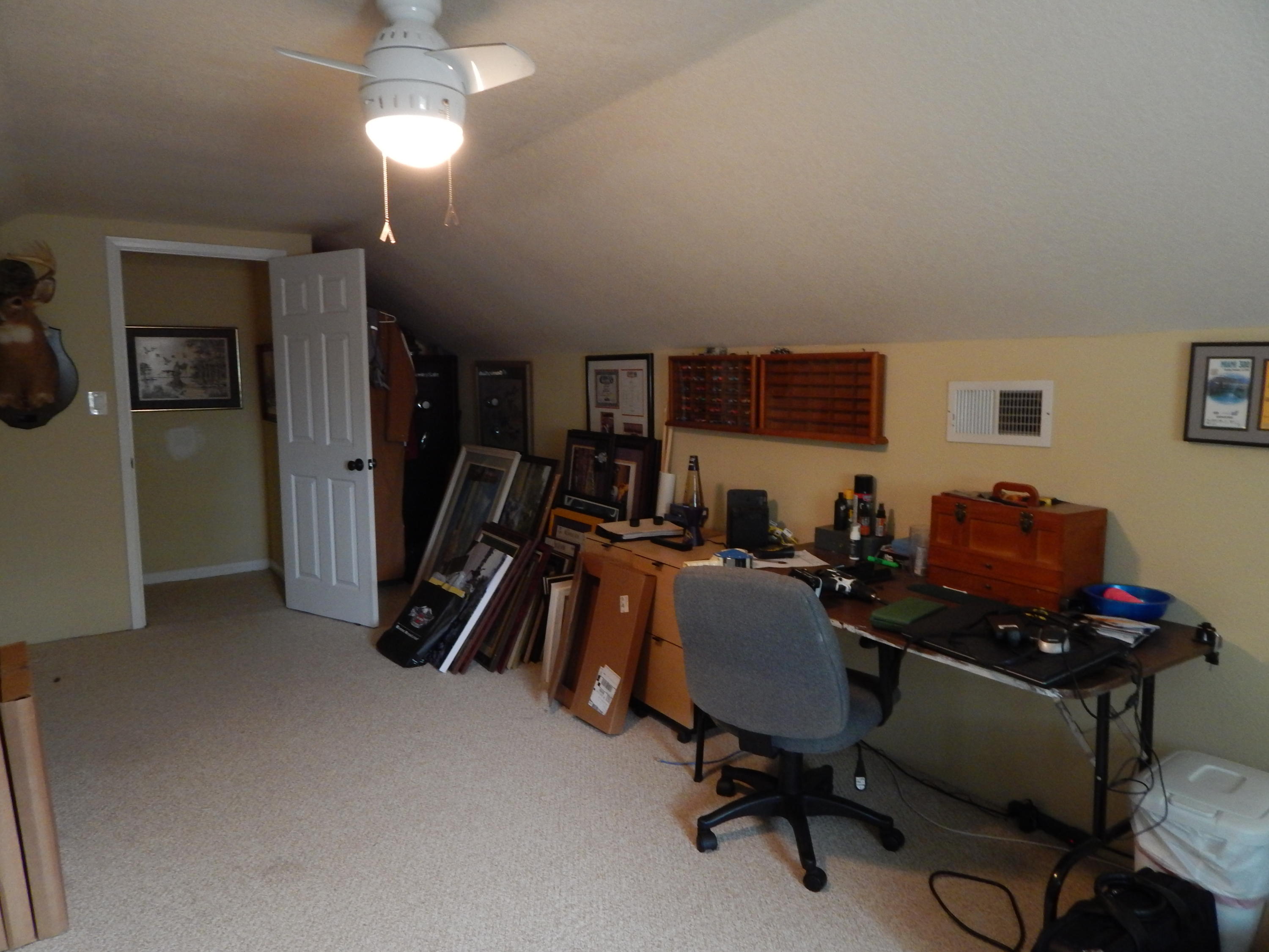 MARY ESTHER MANOR - Residential