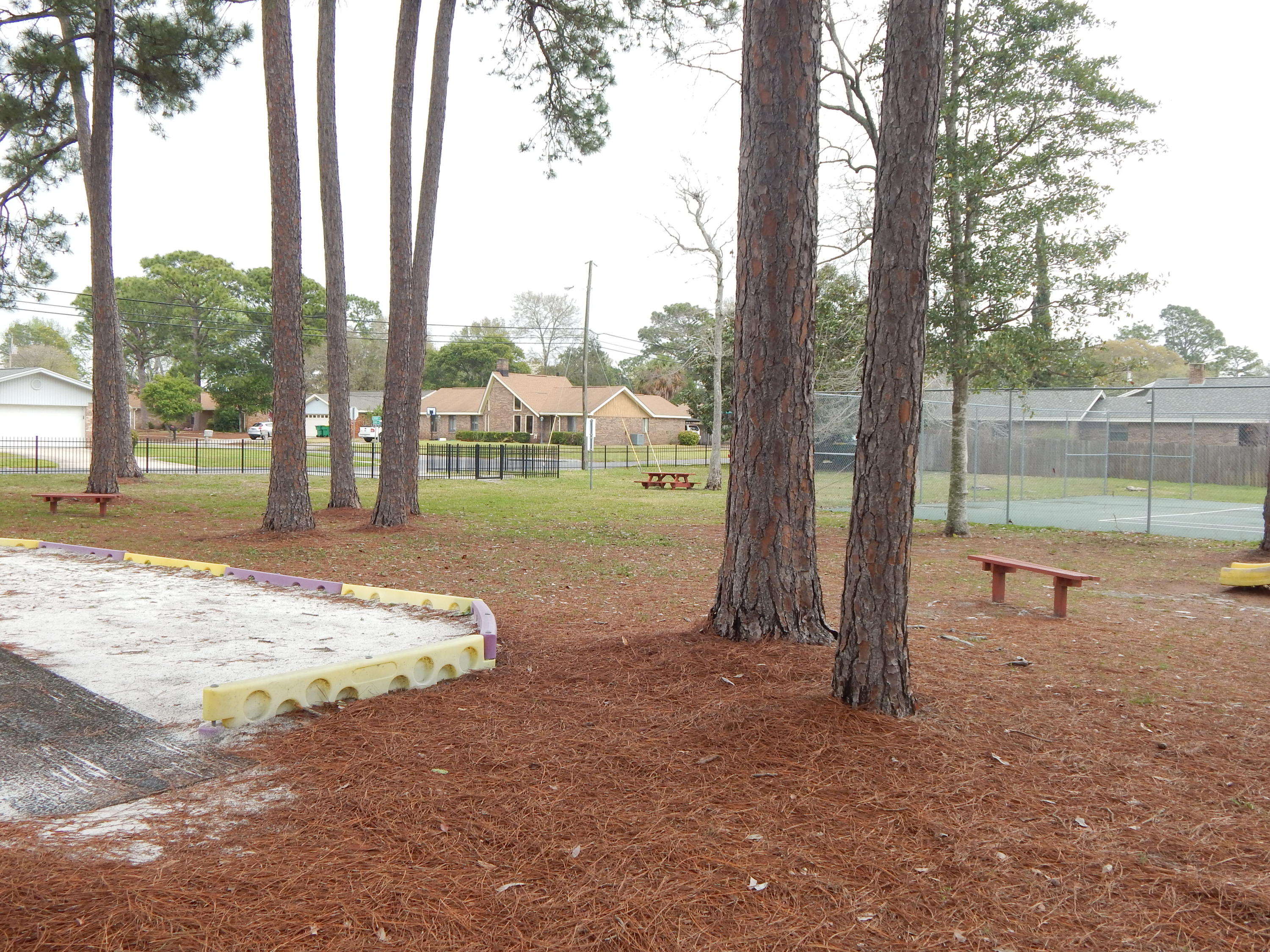 MARY ESTHER MANOR - Residential