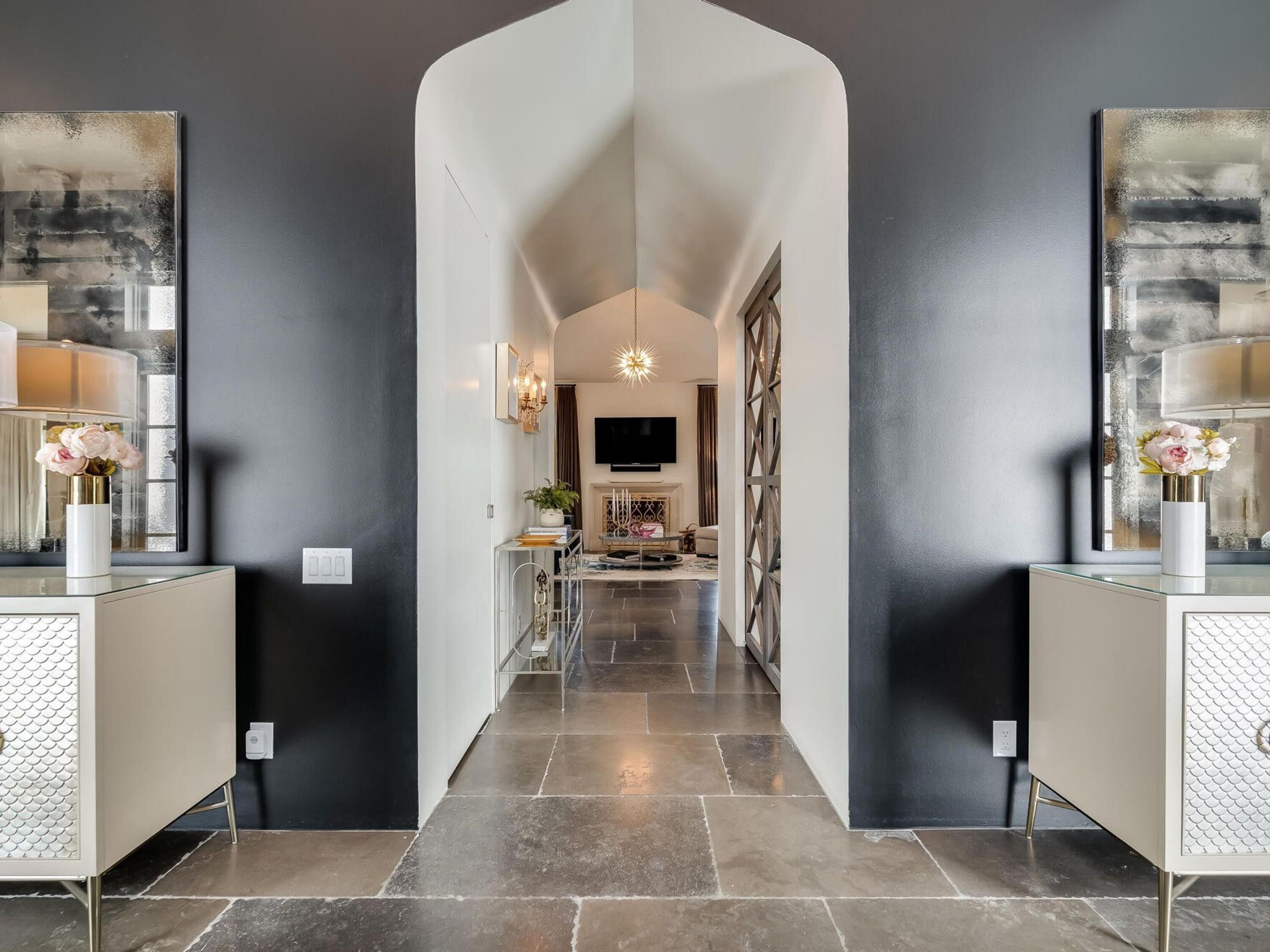 PINES OF BLUE MOUNTAIN - Residential