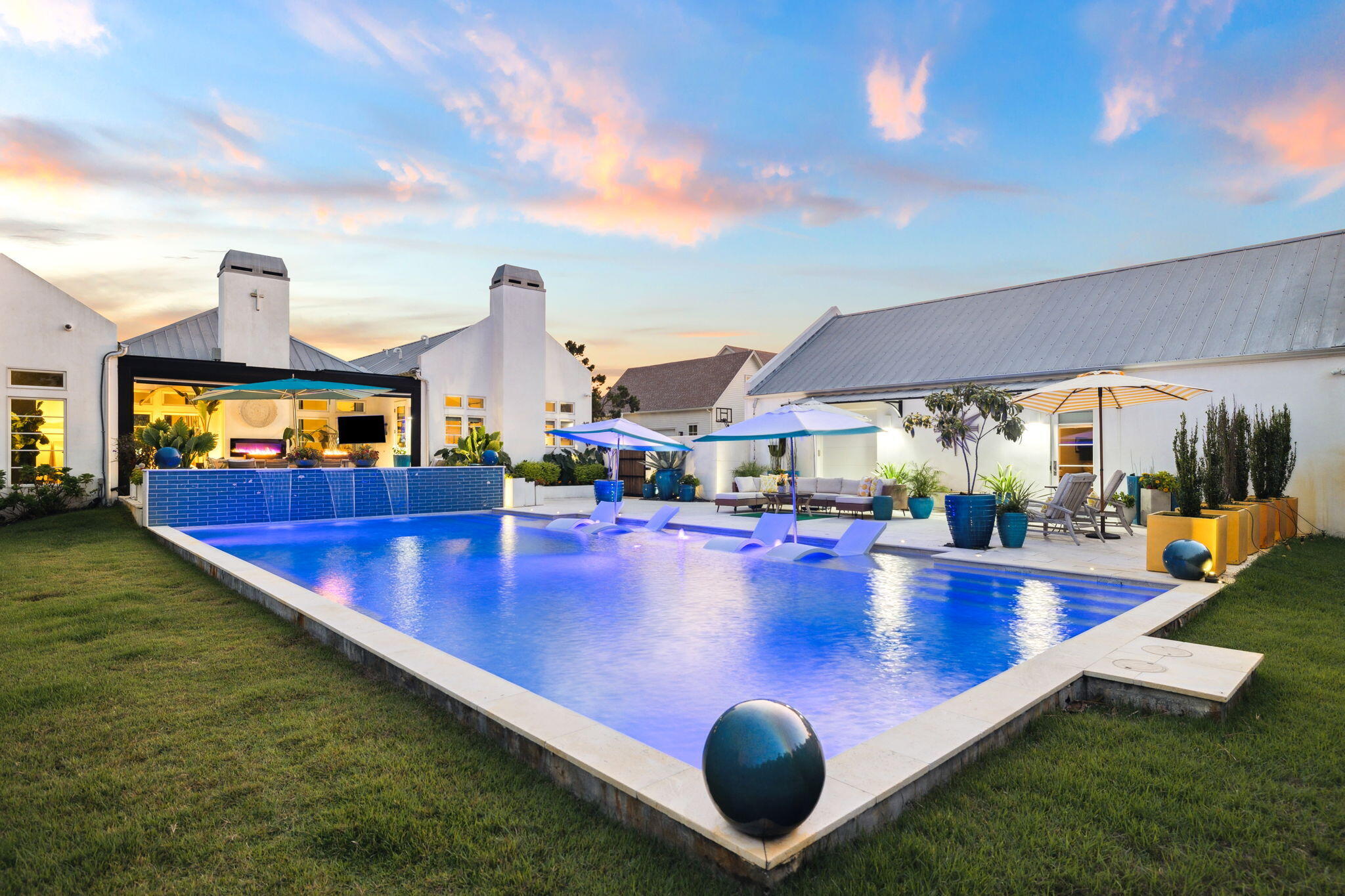PINES OF BLUE MOUNTAIN - Residential