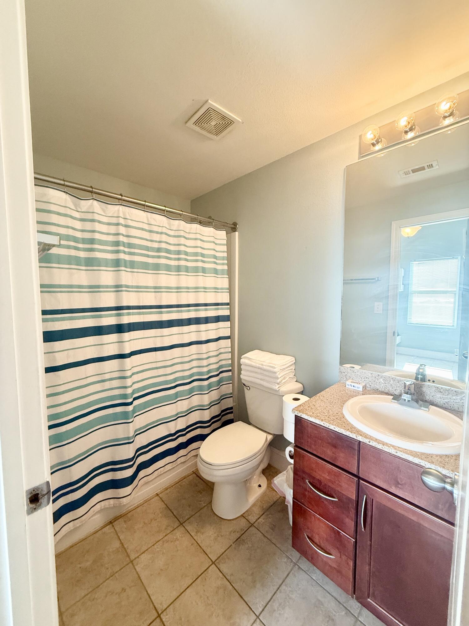 Laketown Wharf - Residential