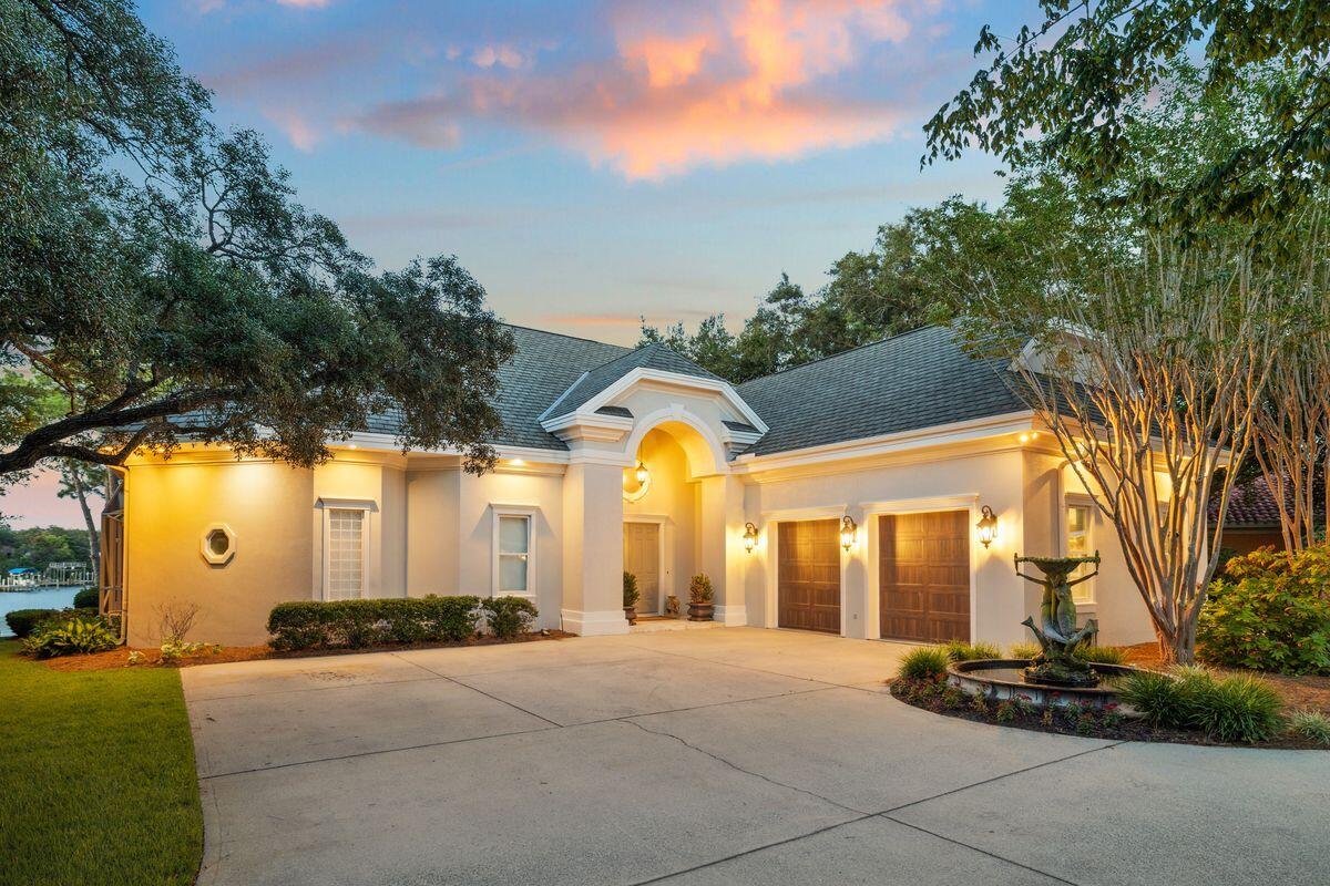 RESUB OF KELLYS ADD TO DESTIN PARTS OF LOTS 1-3 BLK 6 - Residential