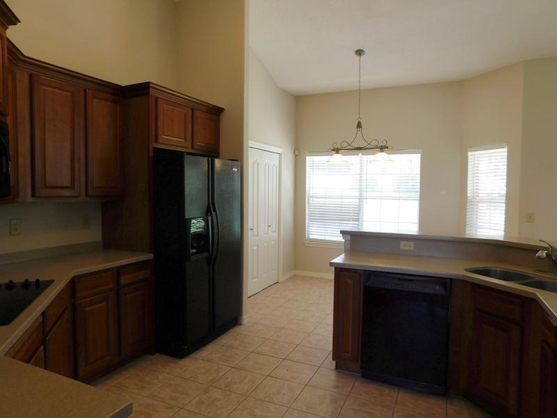 FOXWOOD ESTATES 1 - Residential