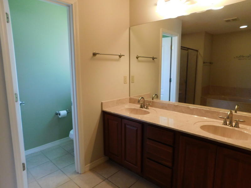 FOXWOOD ESTATES 1 - Residential