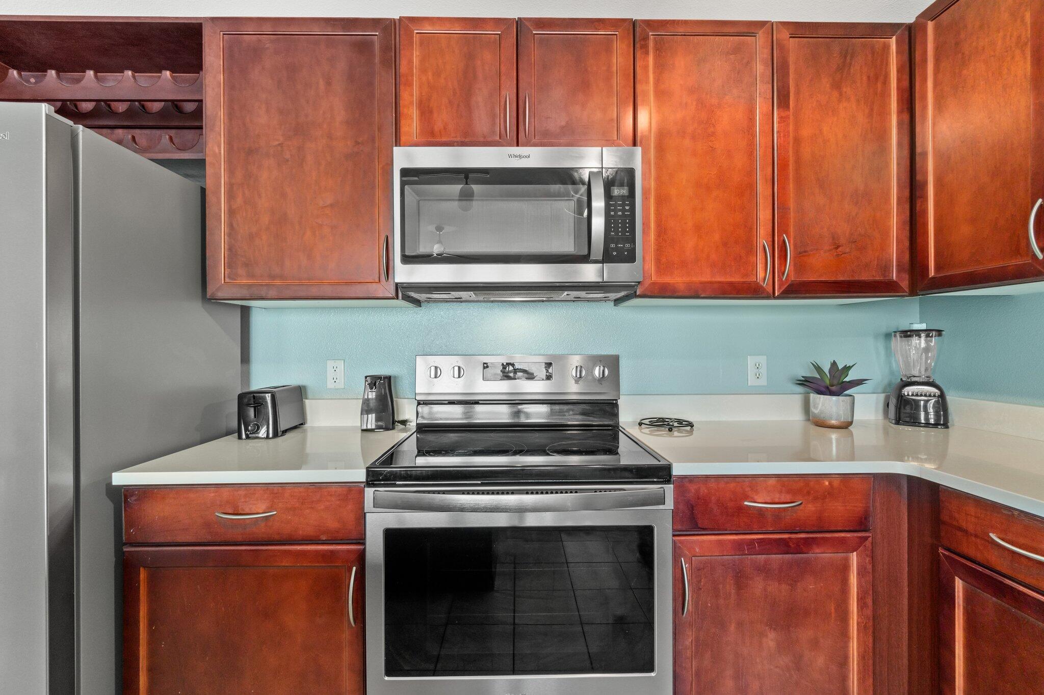 LAKETOWN WHARF PHASE II - Residential