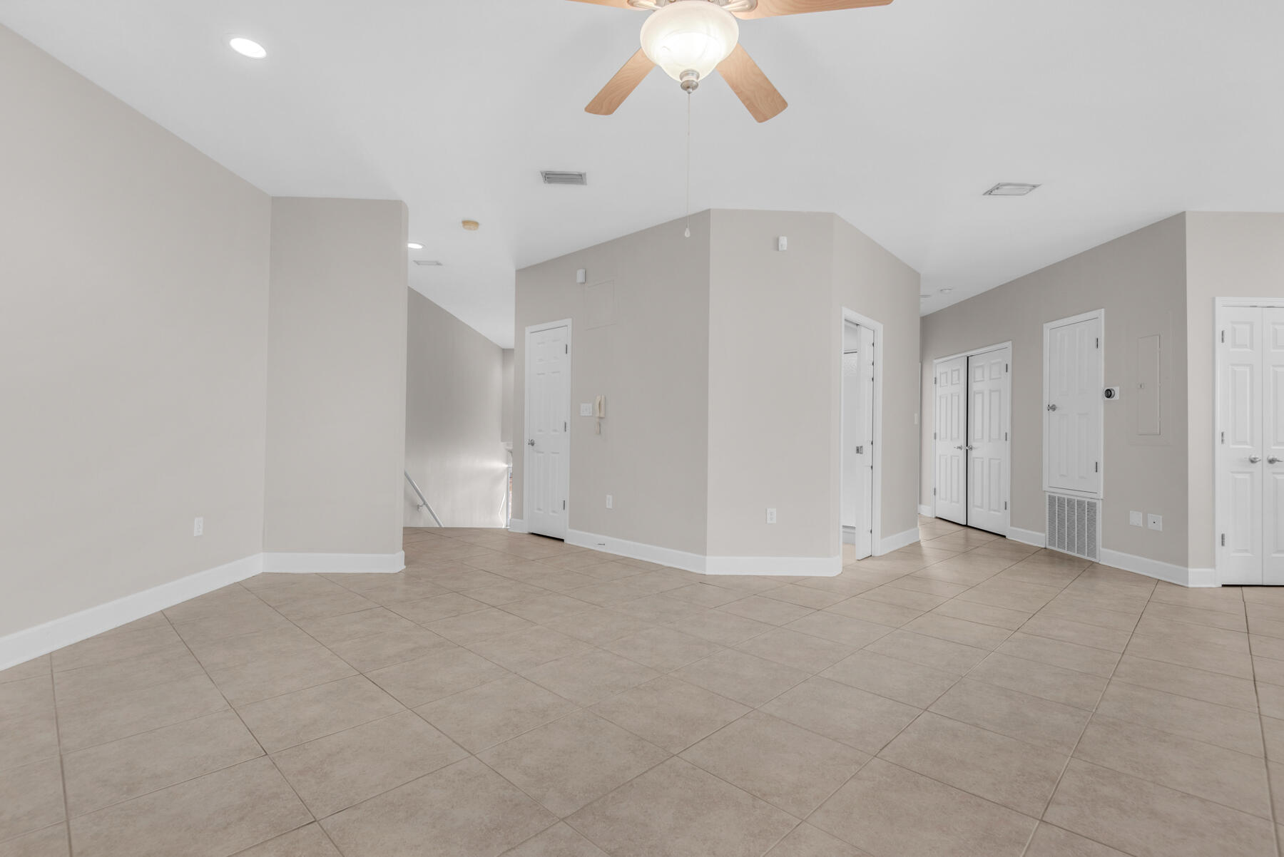 SHELL PARK CONDO - Residential Lease