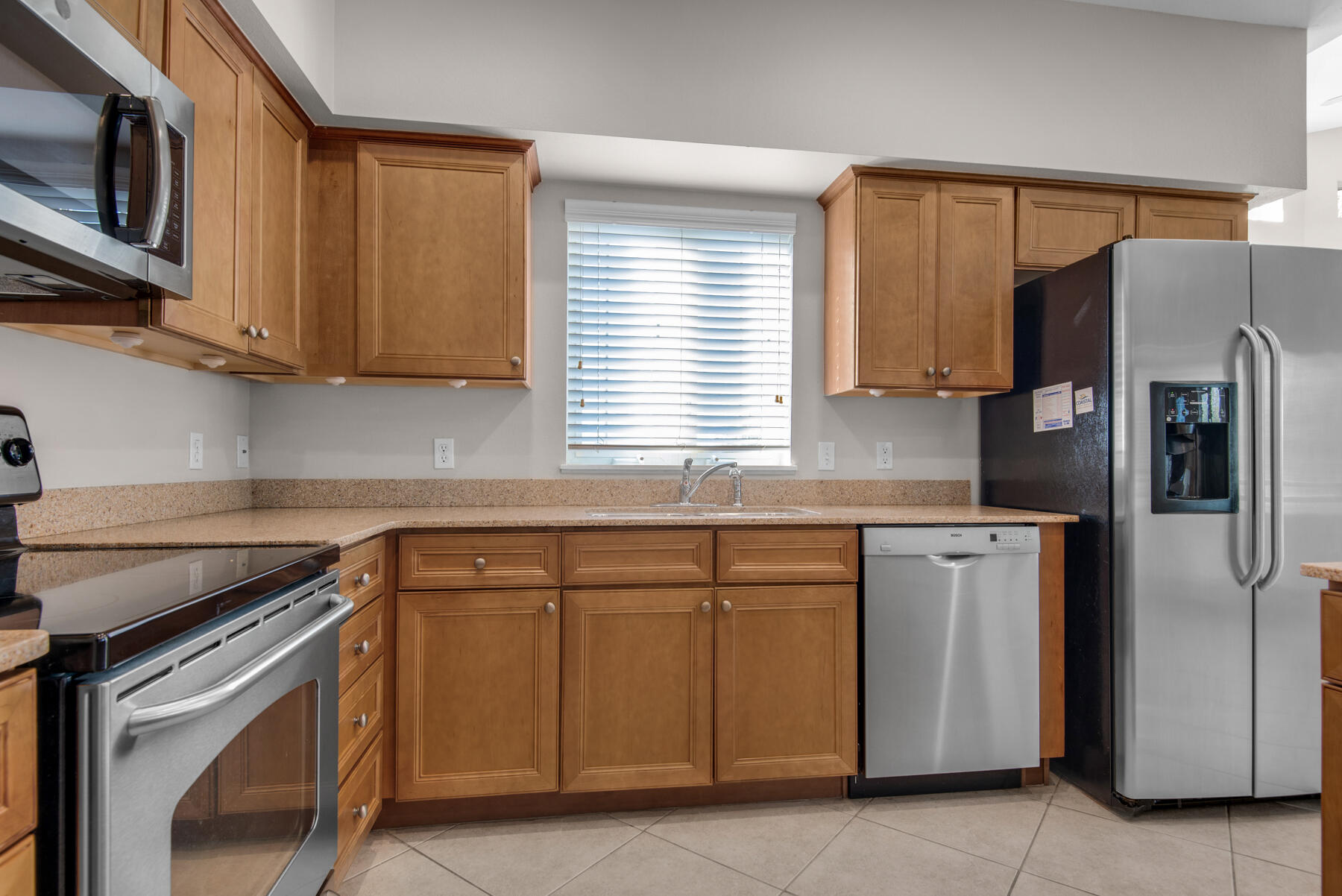 SHELL PARK CONDO - Residential Lease