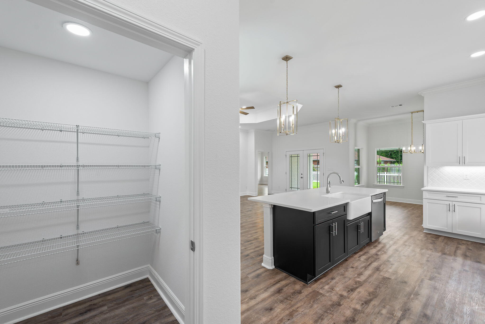SANTA ROSA SHORES EAST - Residential