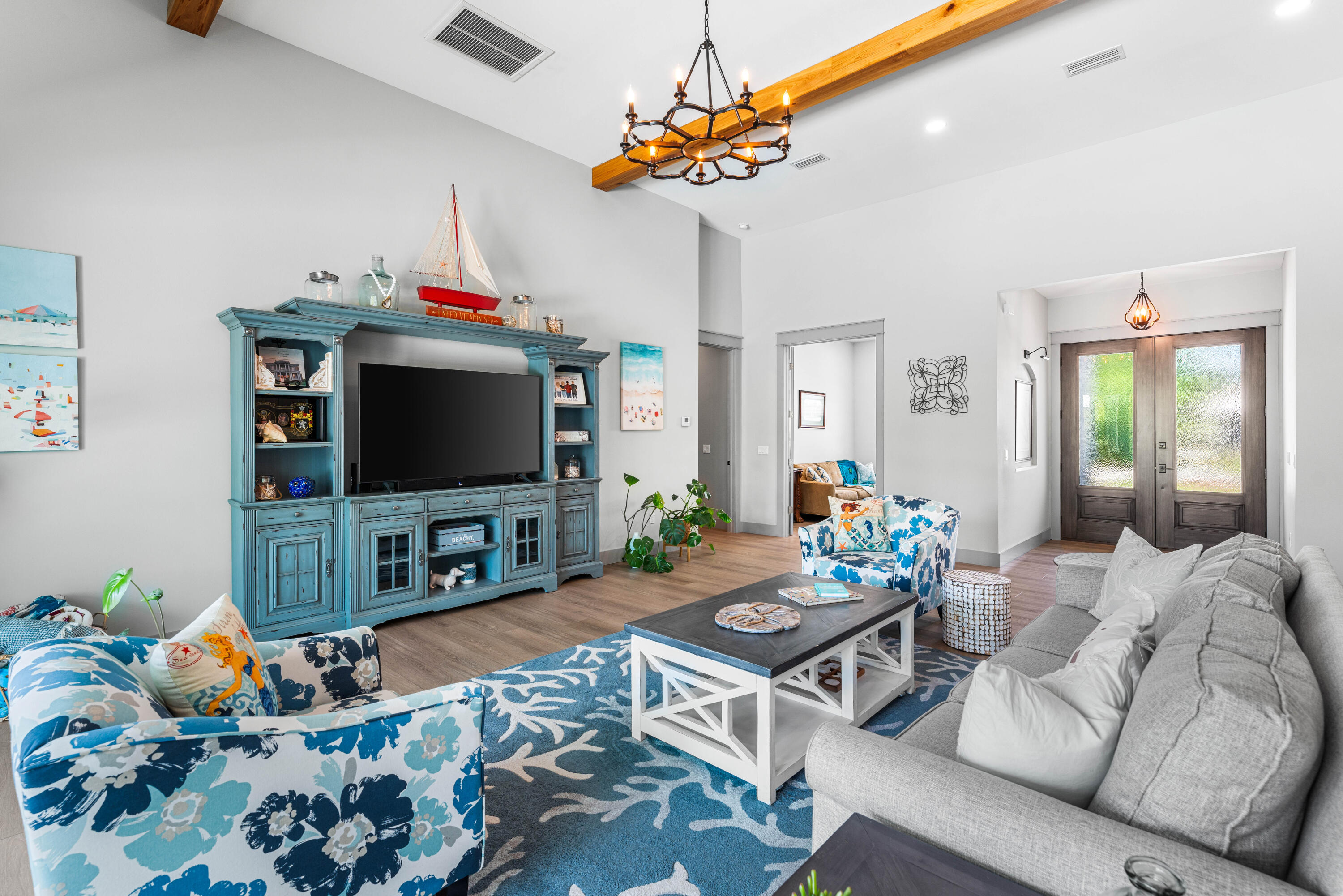 SECLUSION BAY - Residential