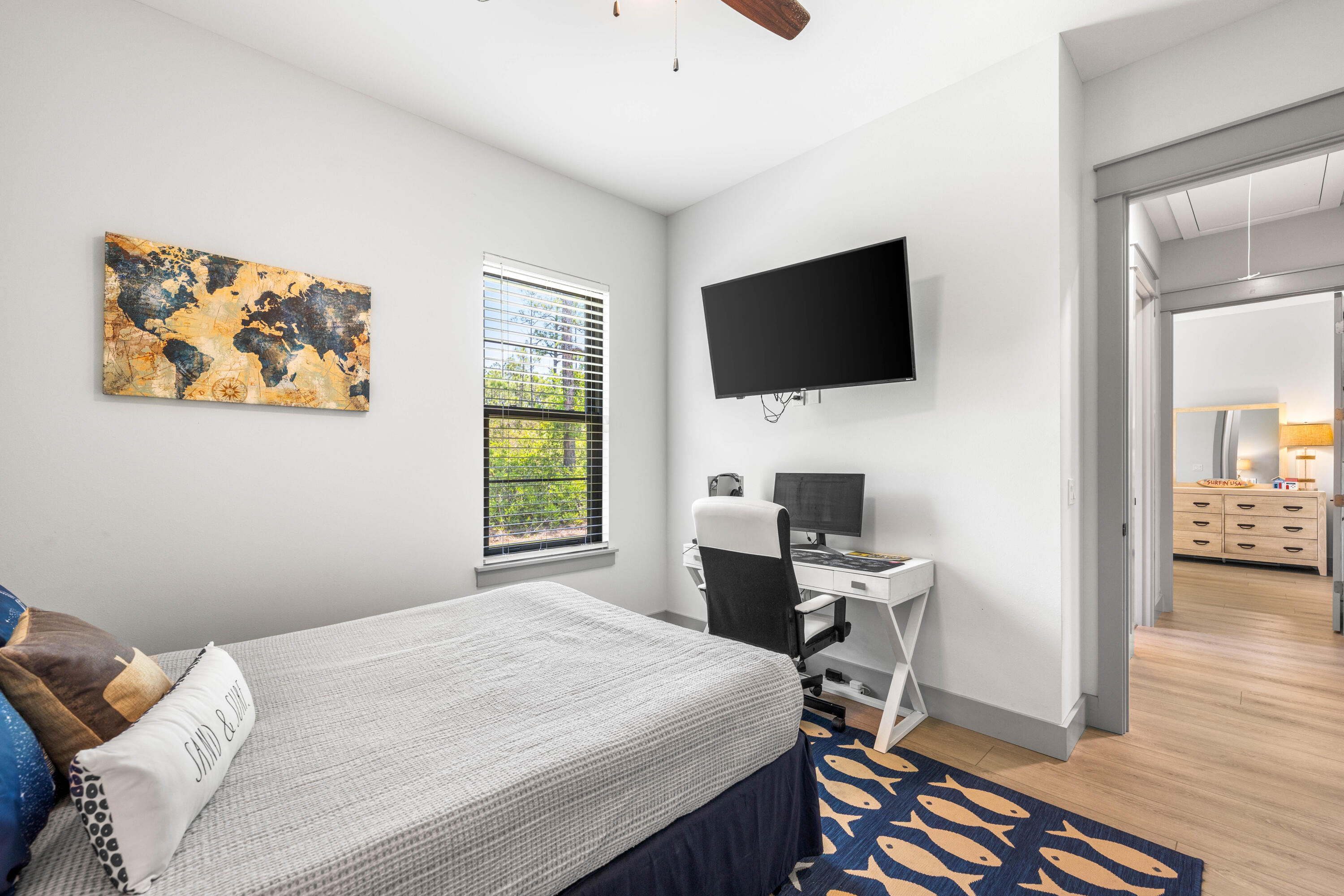 SECLUSION BAY - Residential