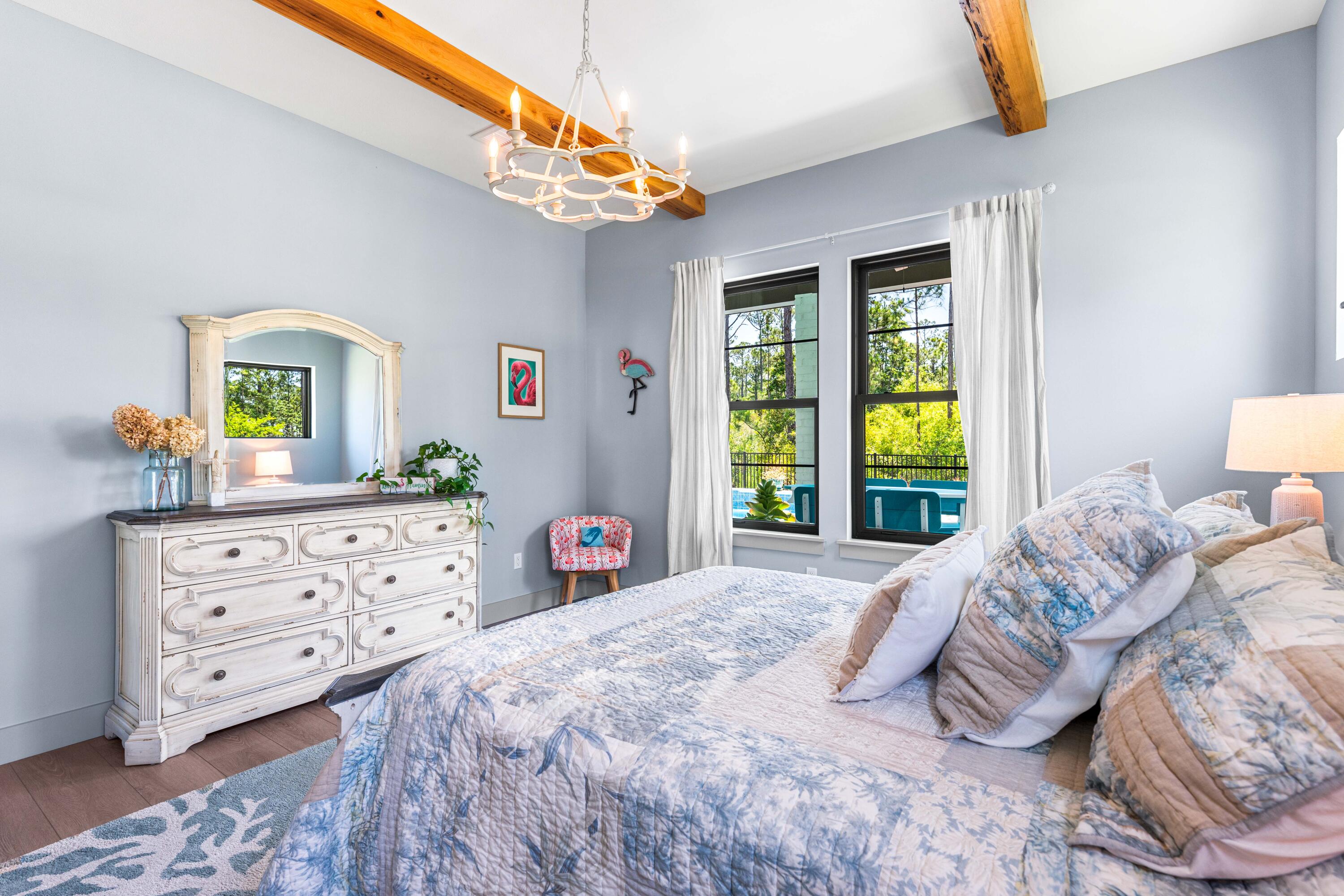 SECLUSION BAY - Residential