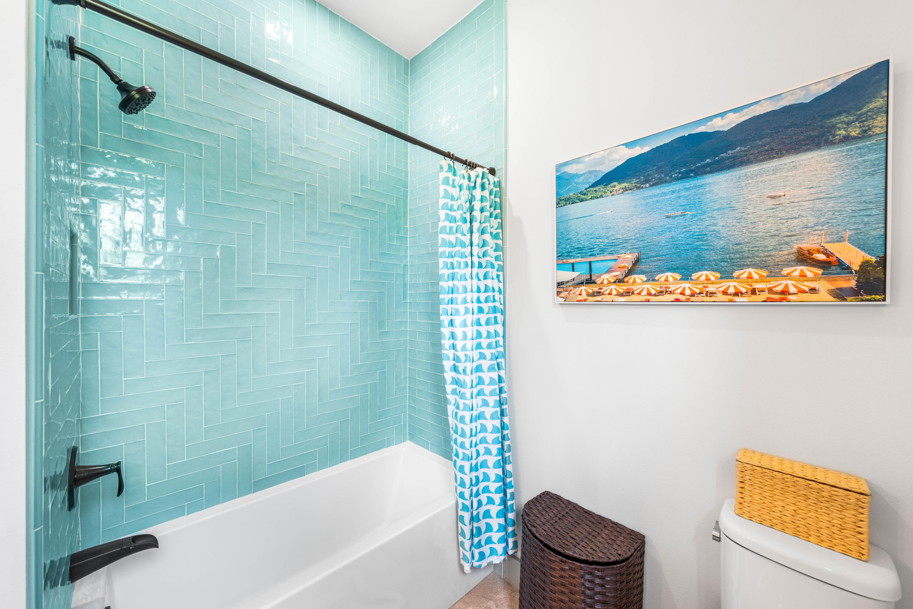 SECLUSION BAY - Residential