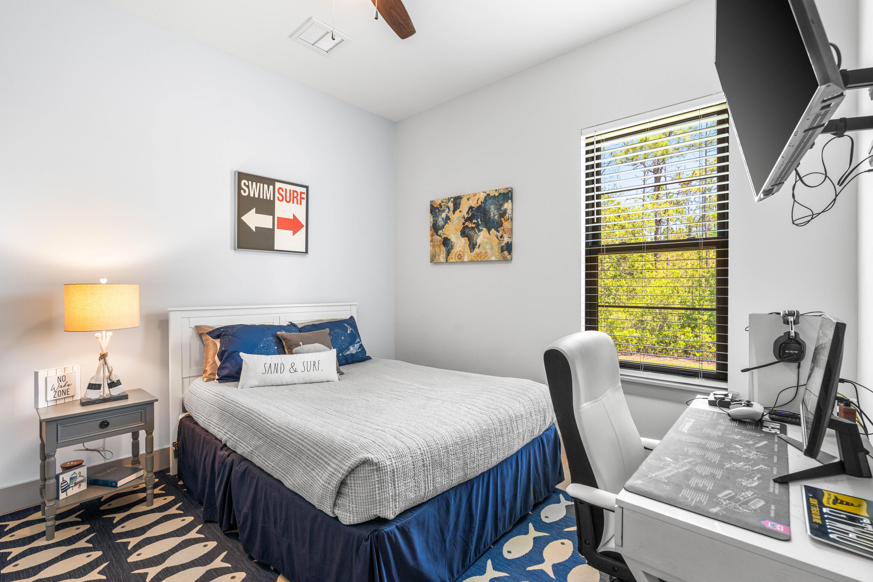 SECLUSION BAY - Residential