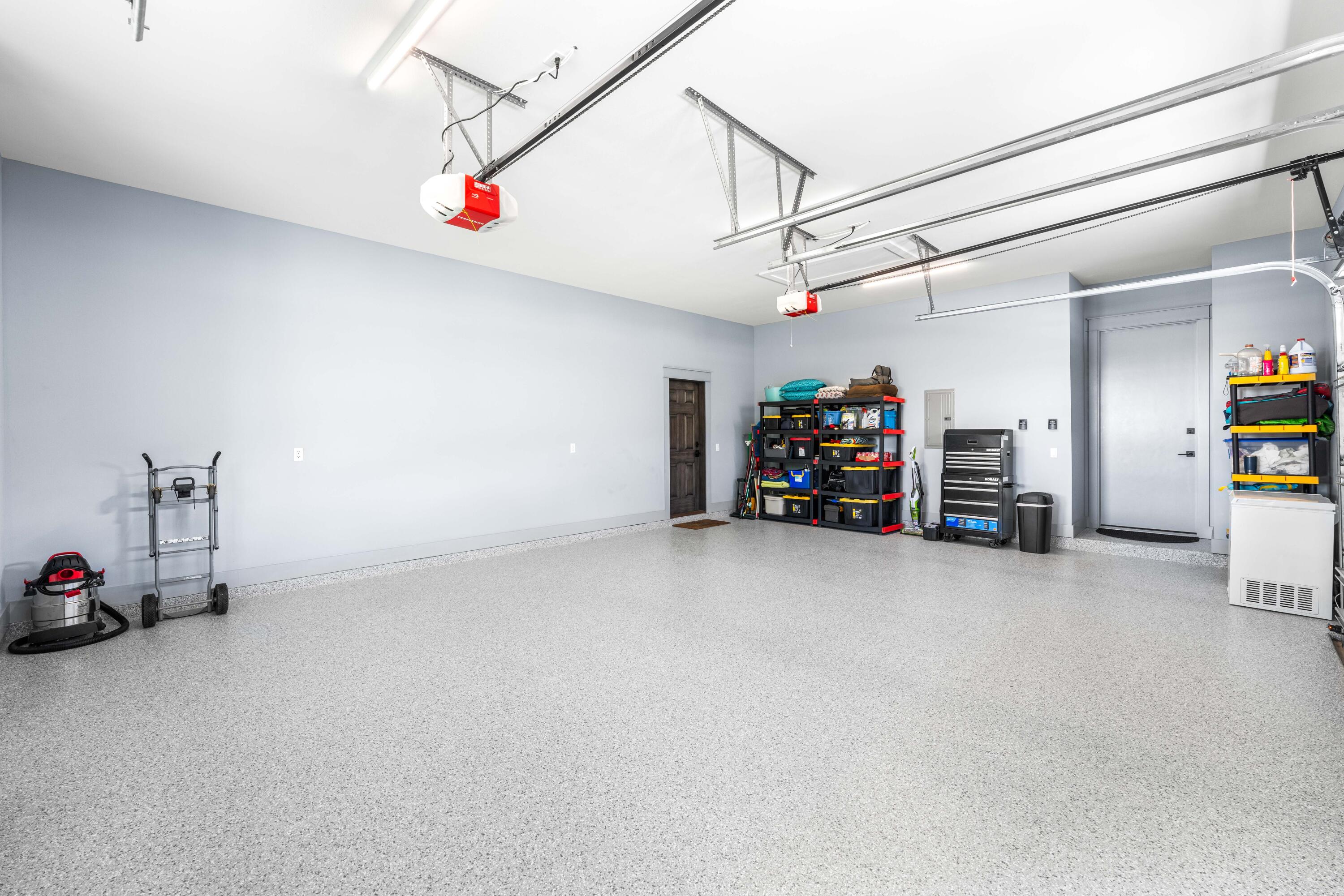 SECLUSION BAY - Residential