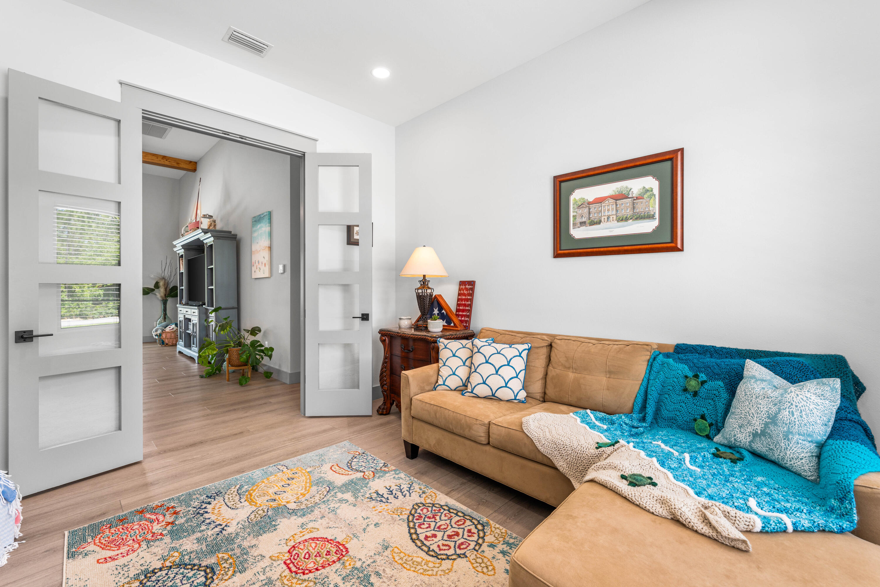 SECLUSION BAY - Residential