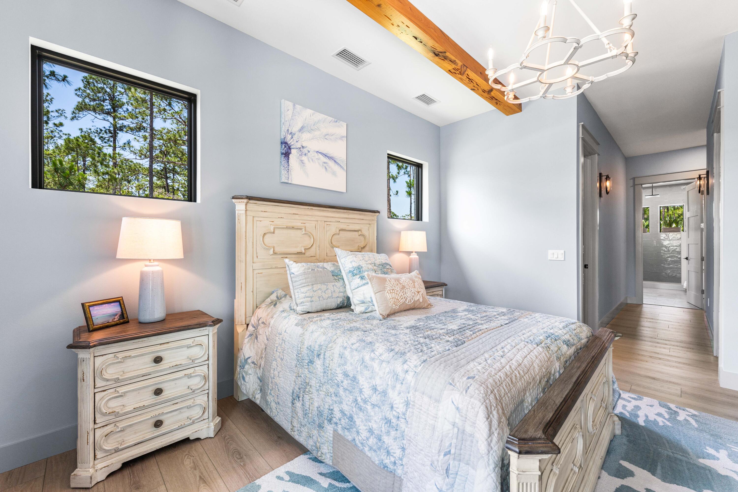 SECLUSION BAY - Residential