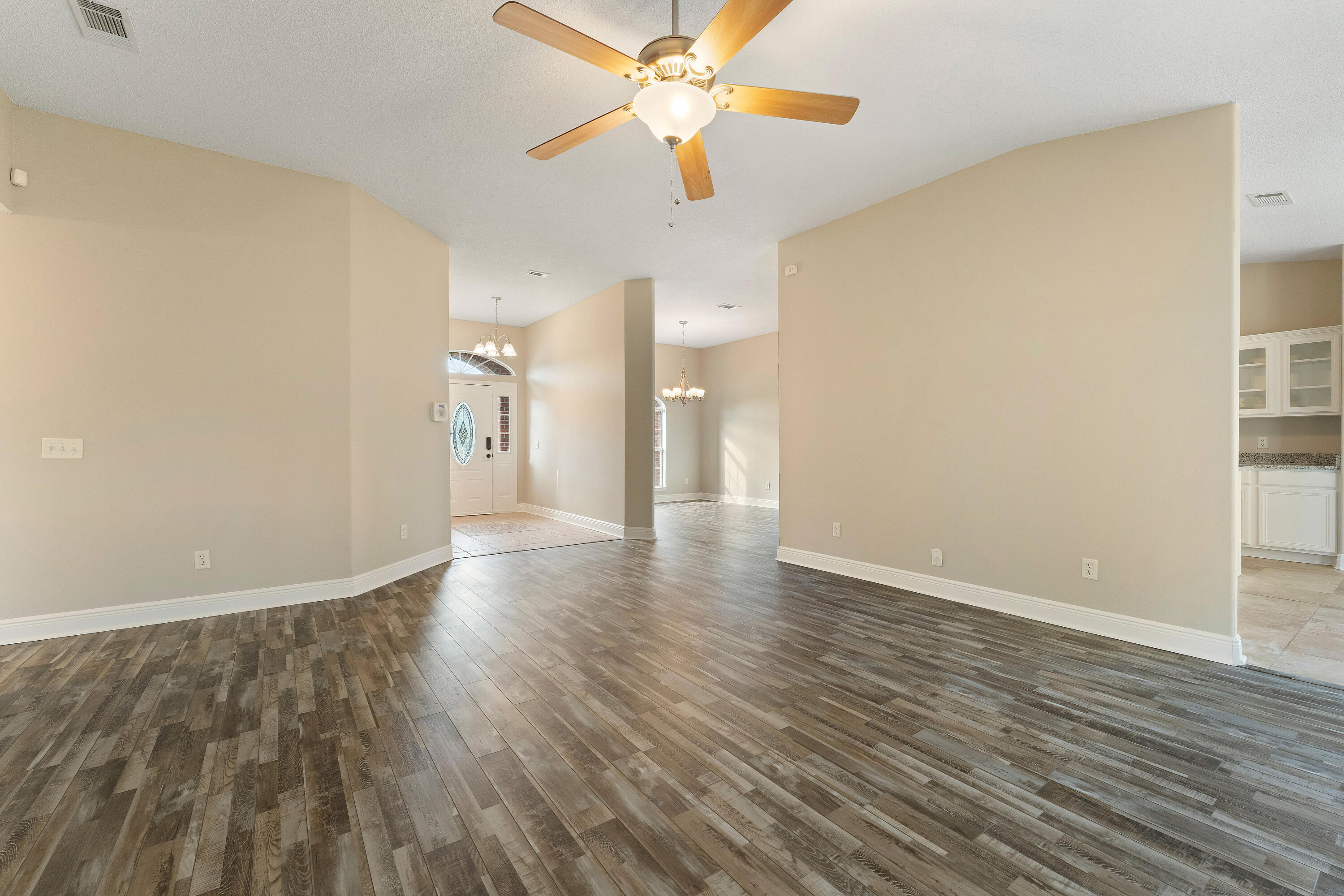 HOLLEY BY THE SEA - Residential