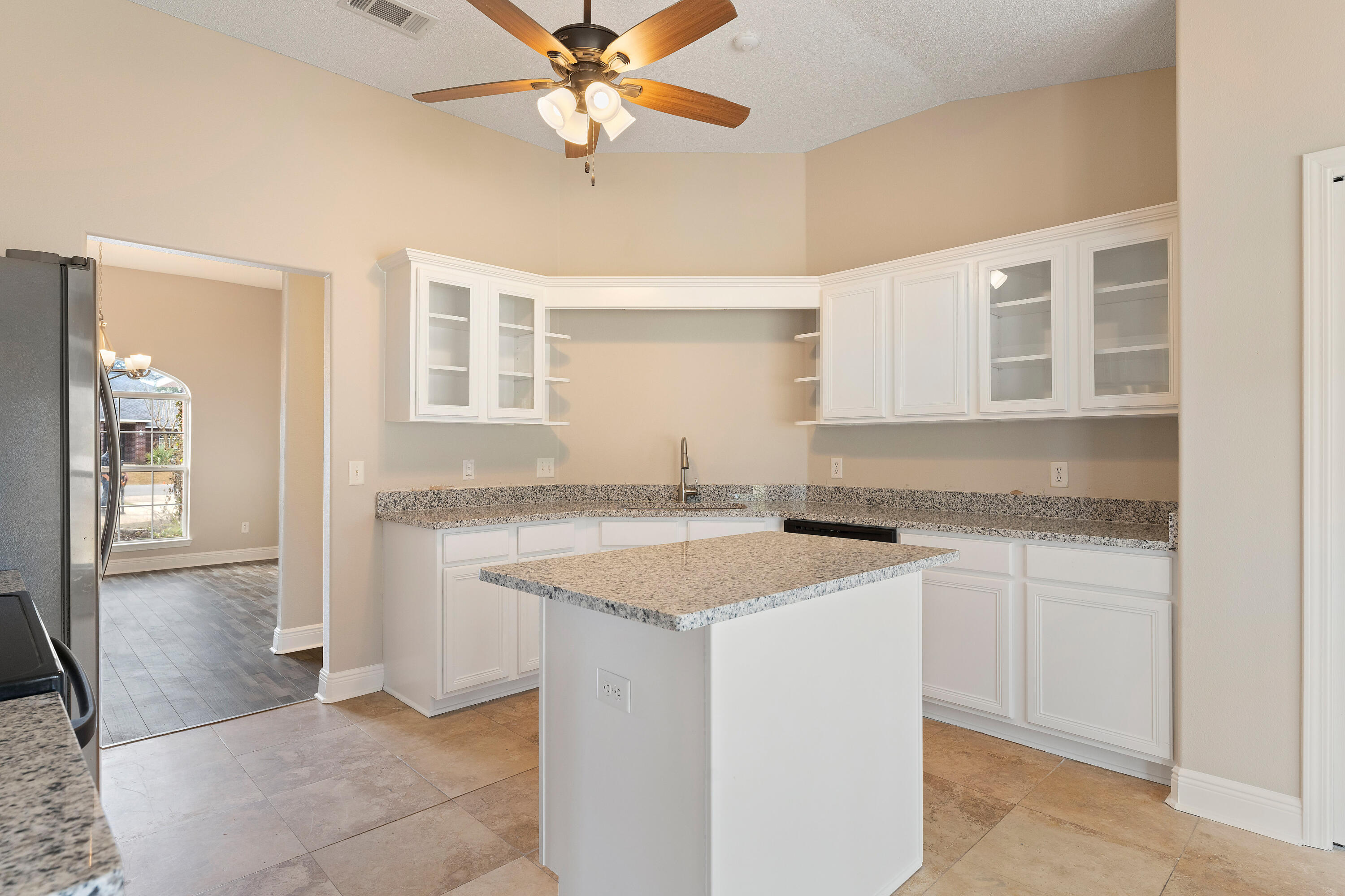 HOLLEY BY THE SEA - Residential