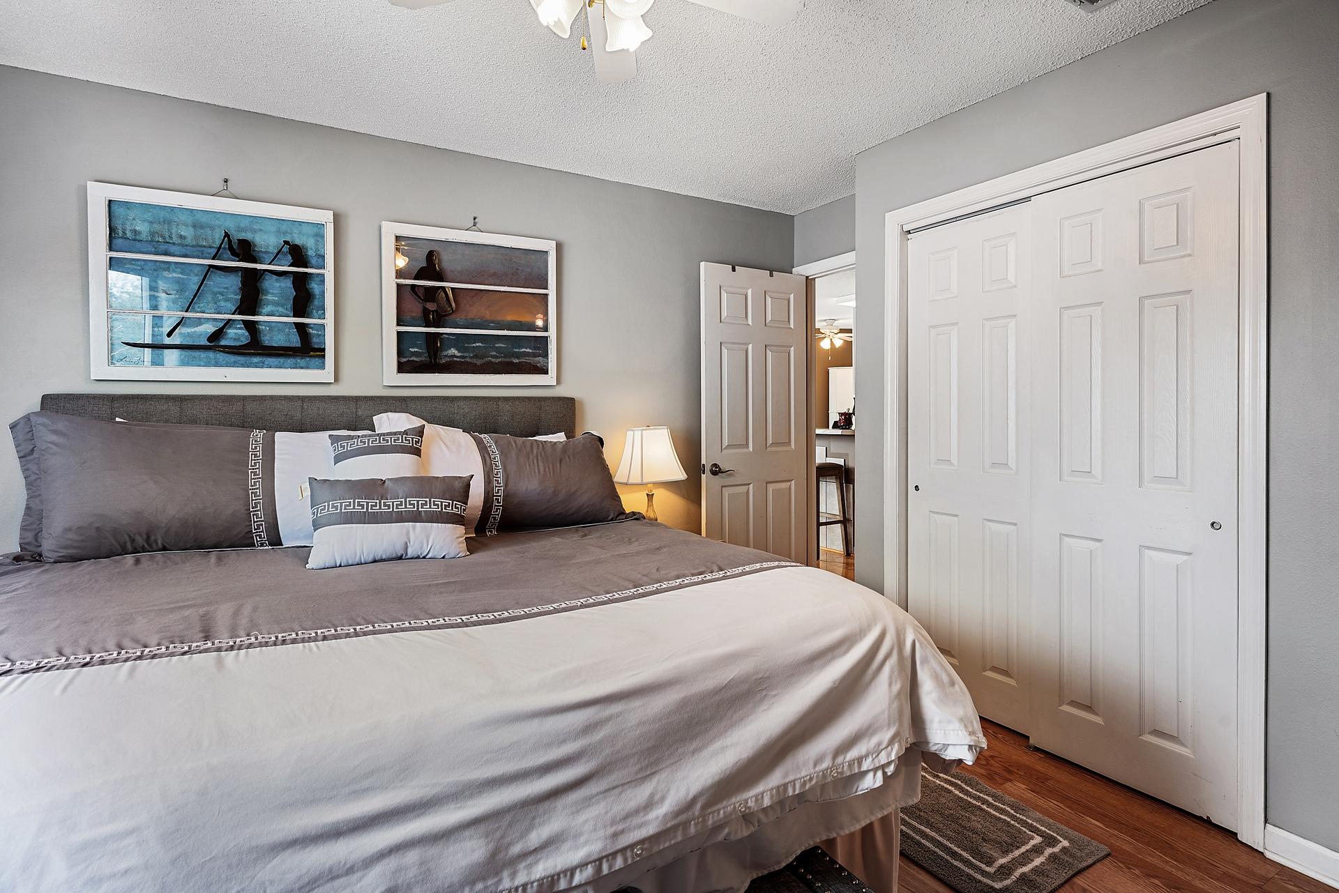 CRYSTAL VILLAGE 2 CONDO PH 4 - Residential