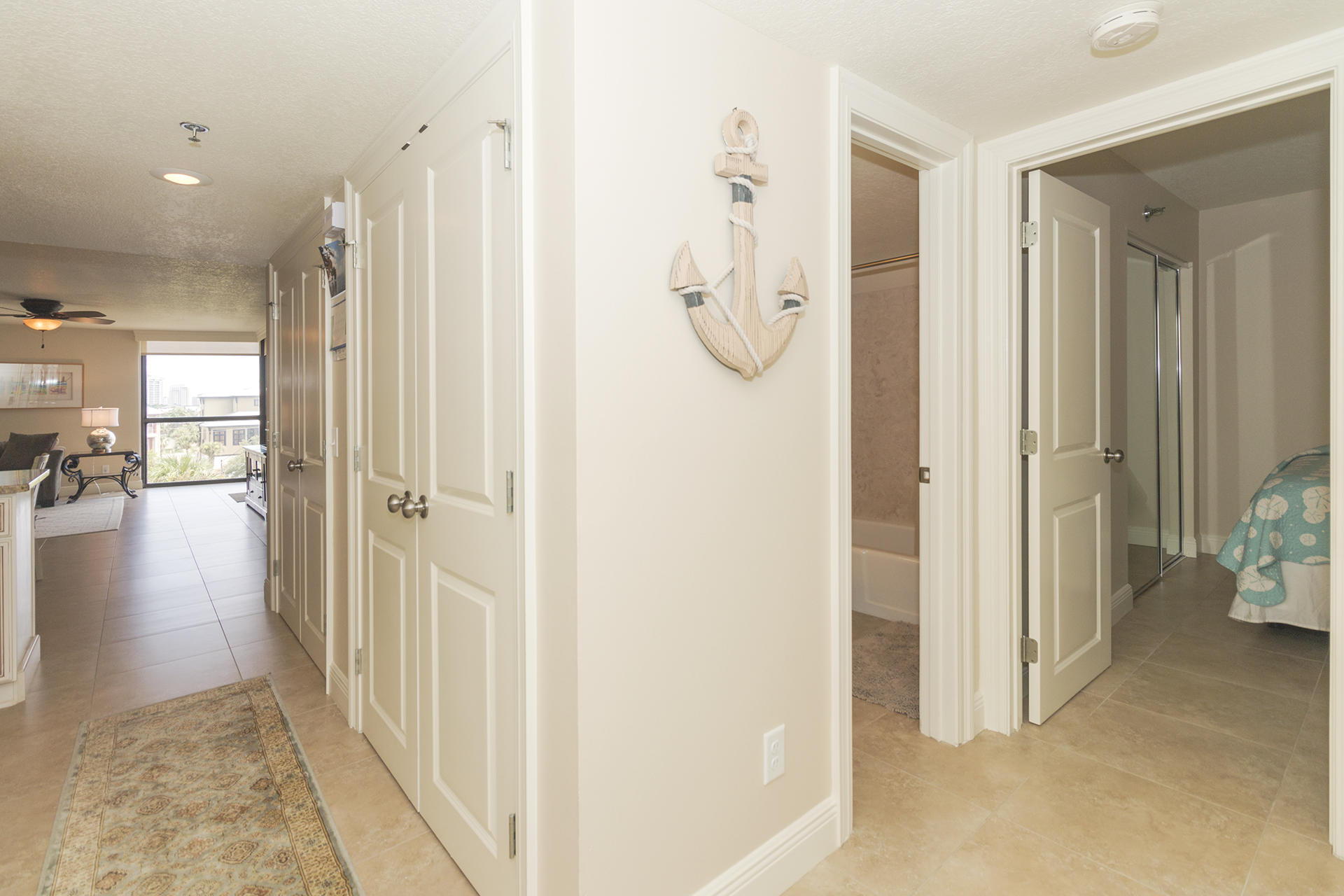 MAINSAIL CONDO PH 3 - Residential