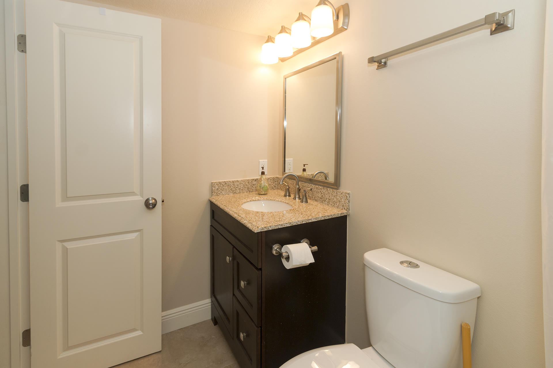 MAINSAIL CONDO PH 3 - Residential