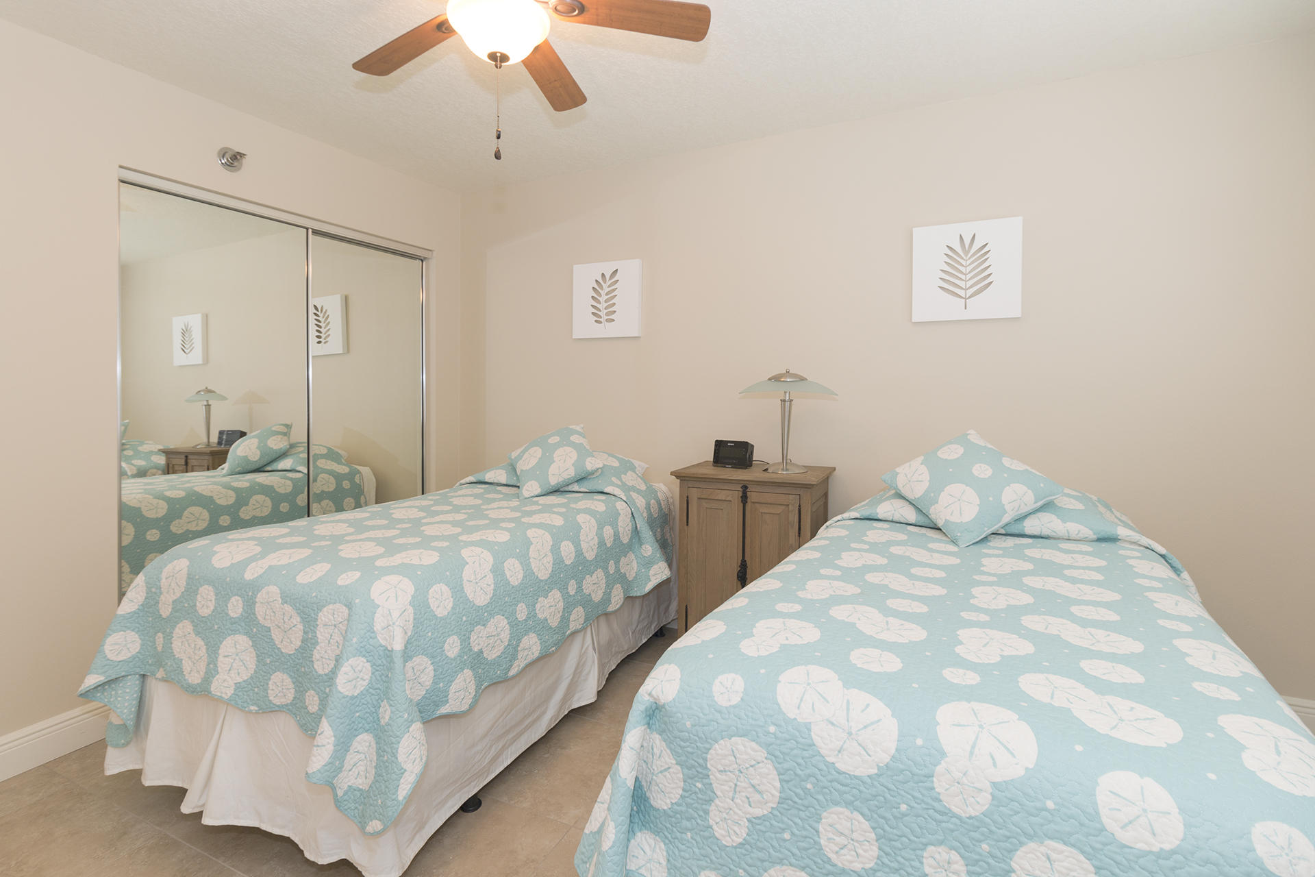 MAINSAIL CONDO PH 3 - Residential