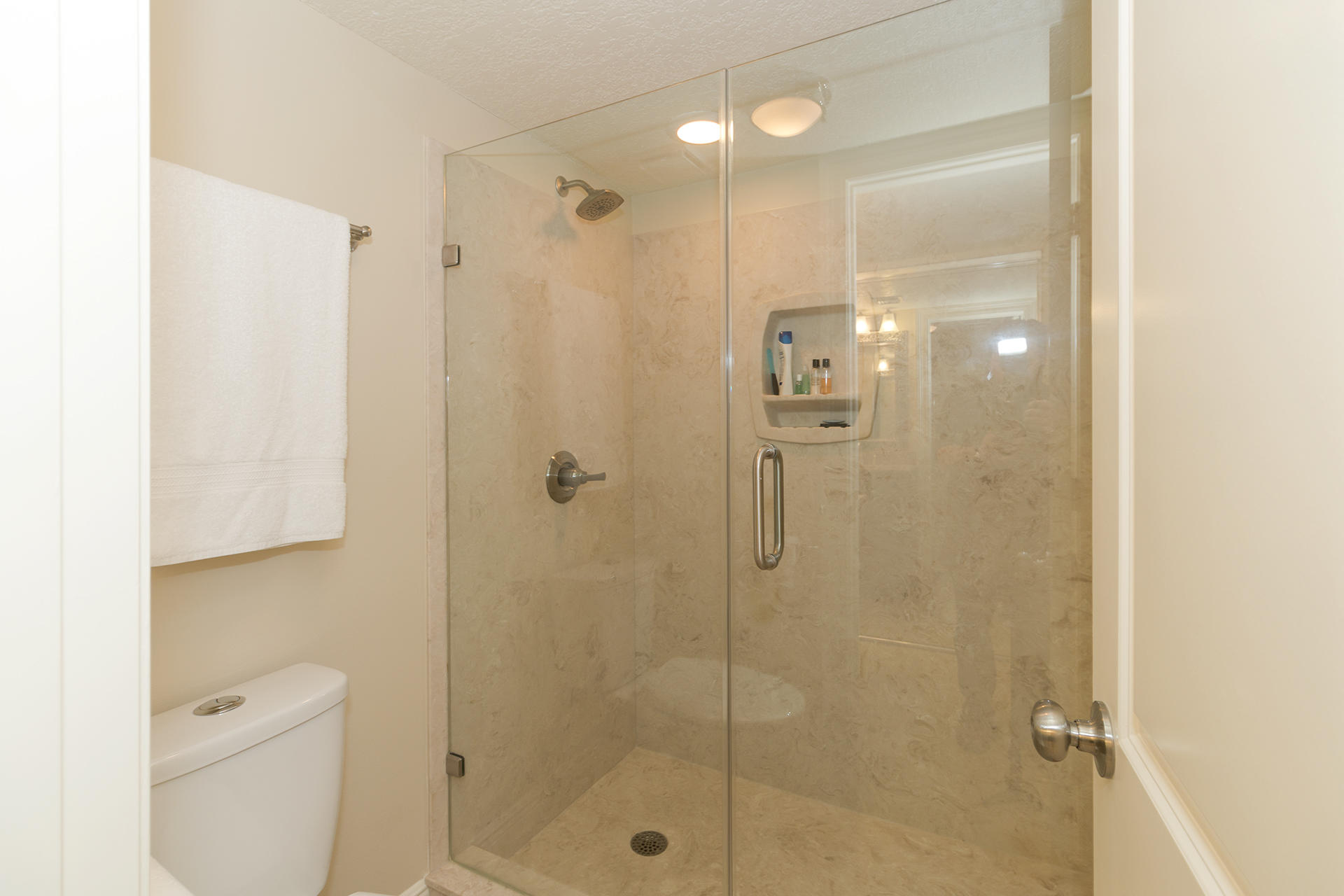 MAINSAIL CONDO PH 3 - Residential