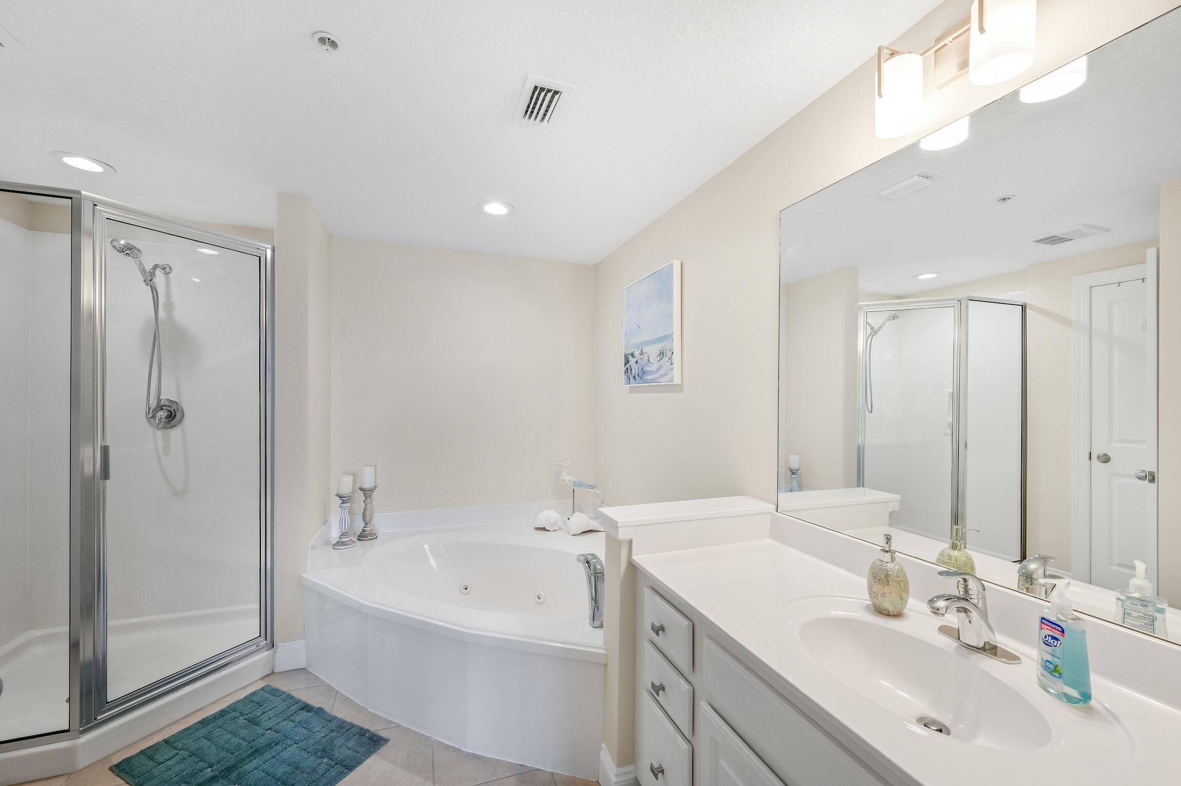 PALAZZO CONDOMINIUM - Residential