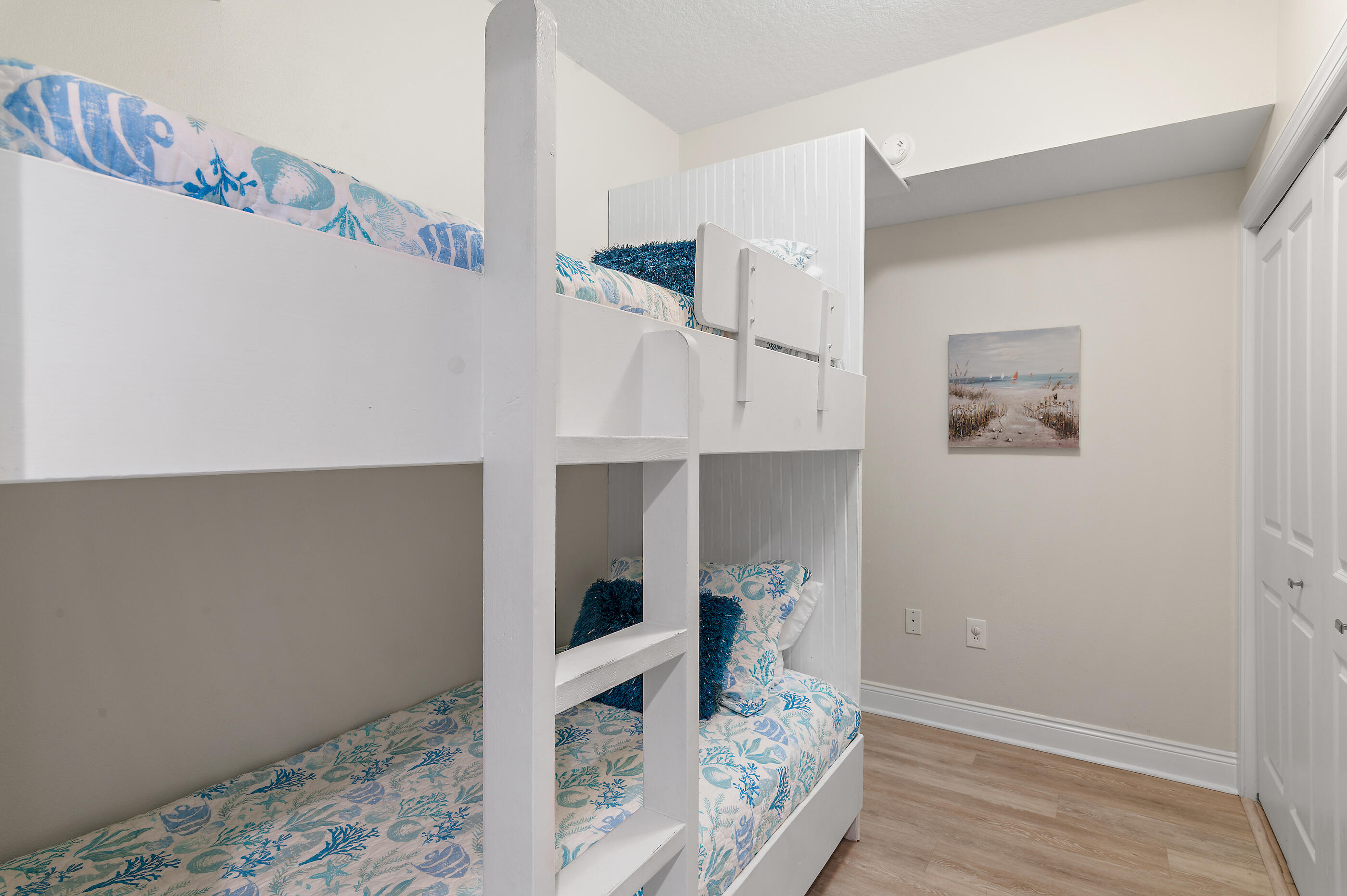 PALAZZO CONDOMINIUM - Residential