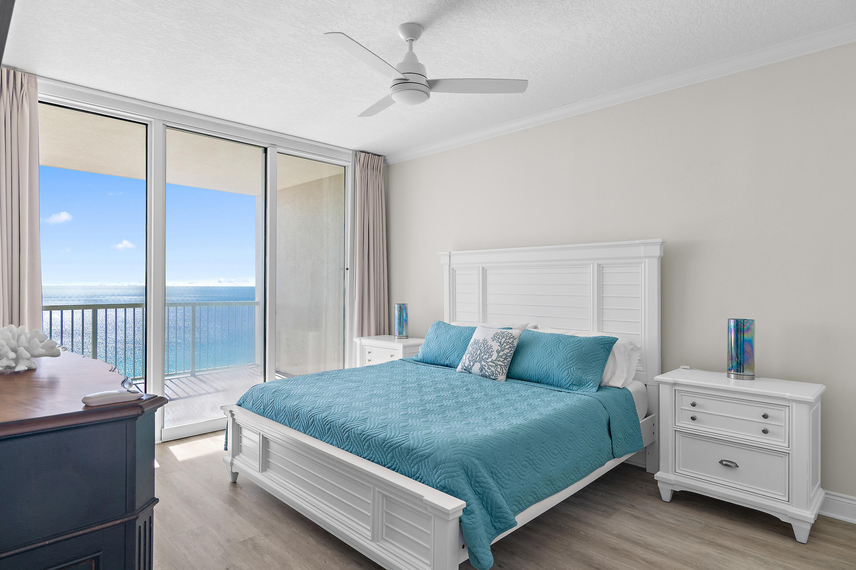 PALAZZO CONDOMINIUM - Residential