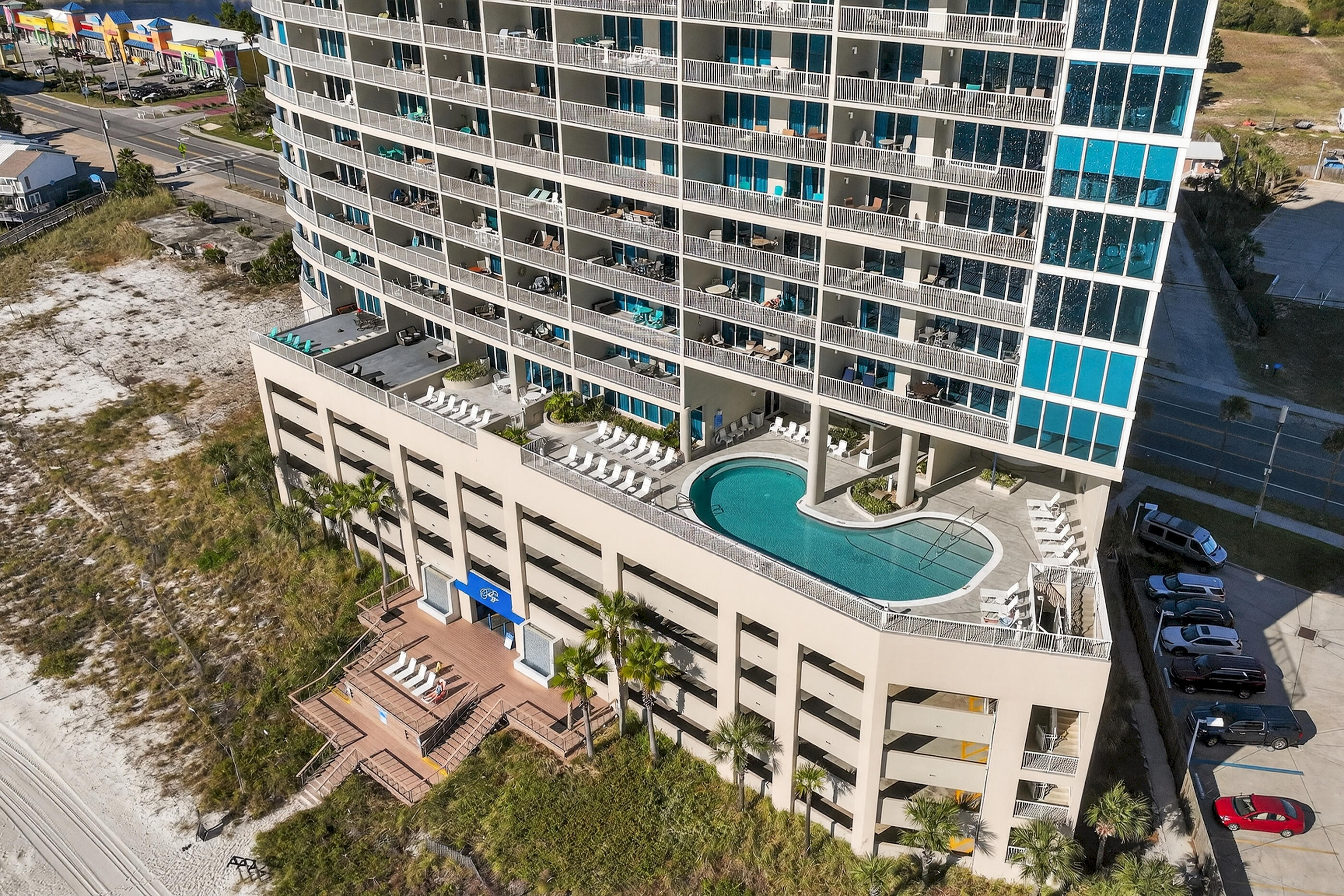 PALAZZO CONDOMINIUM - Residential