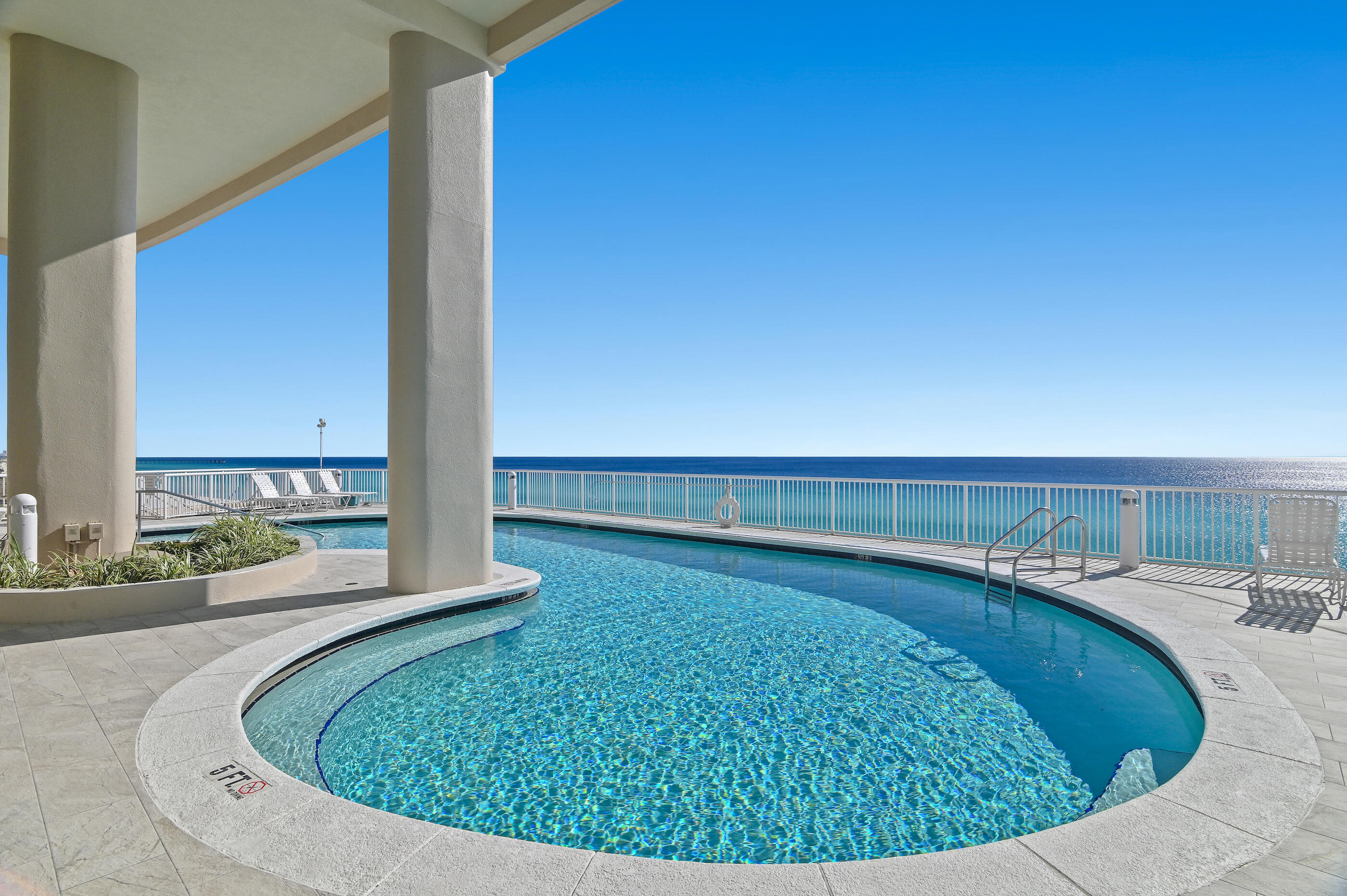 PALAZZO CONDOMINIUM - Residential