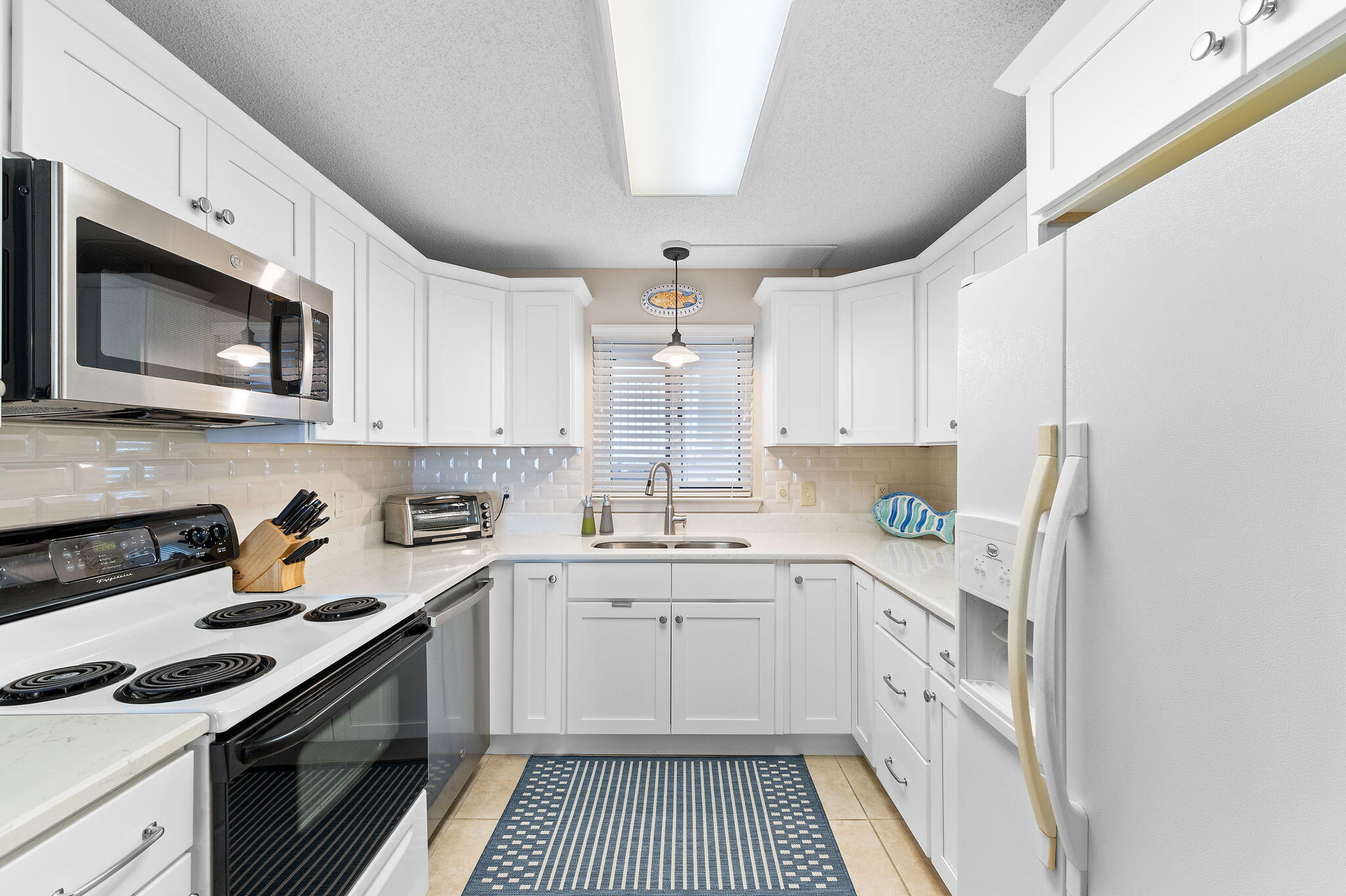 SANDY KEY CONDO - Residential