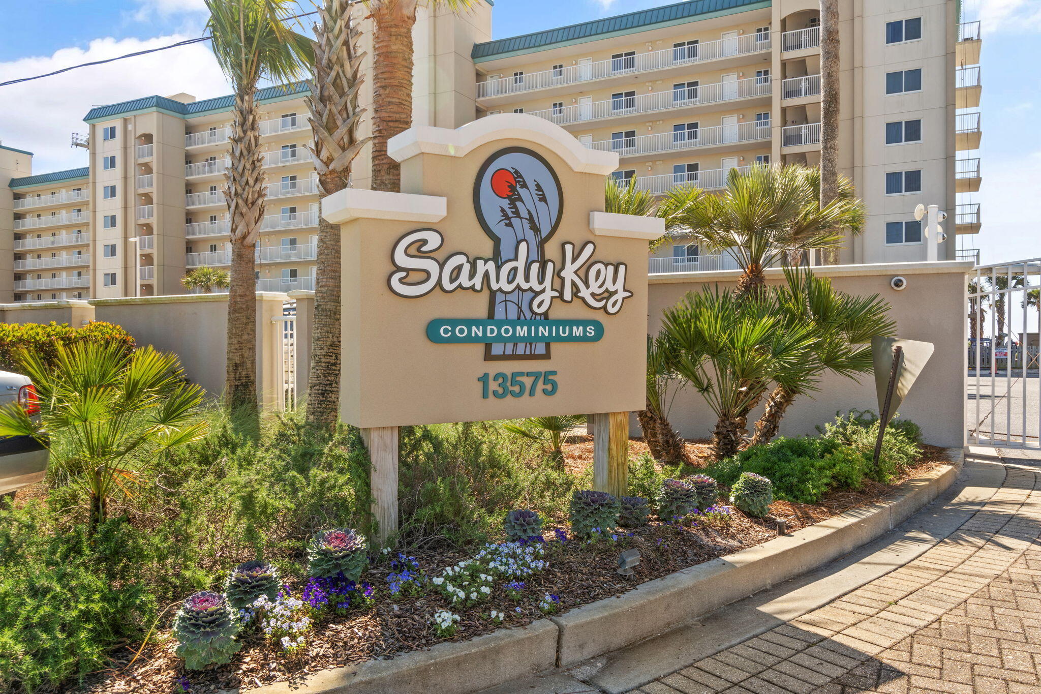 SANDY KEY CONDO - Residential