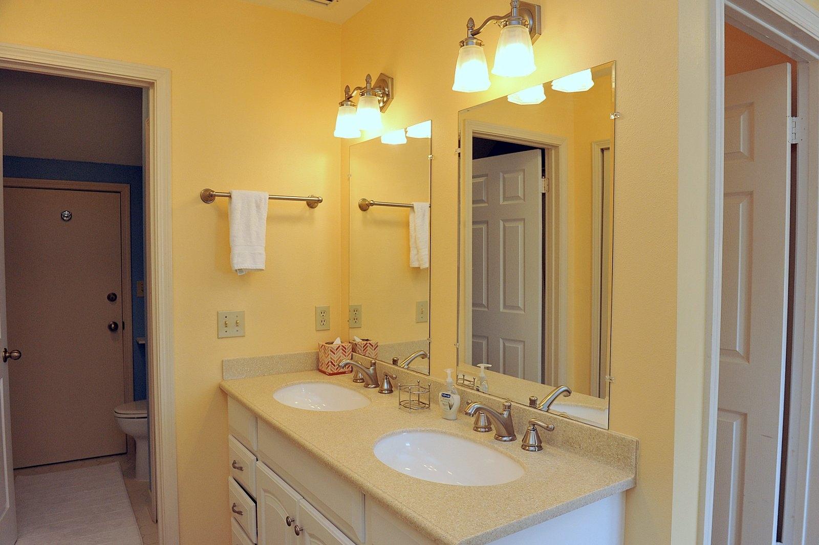 FAIRWAYS THE - Residential